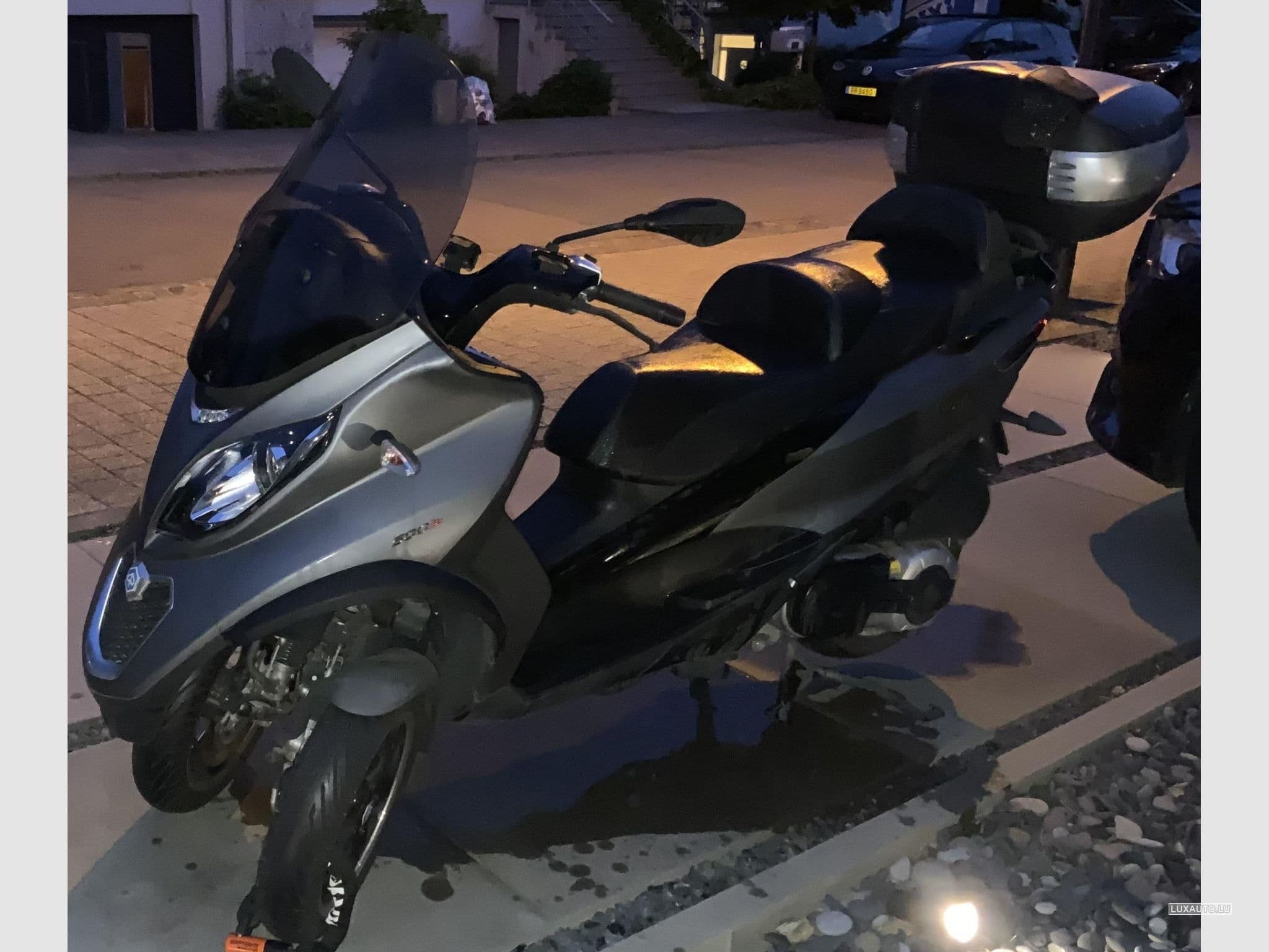 Piaggio MP3 MP3 LT 500ie Sport ABS ASR with matching top box / helmet bo (2016) - Foto 1