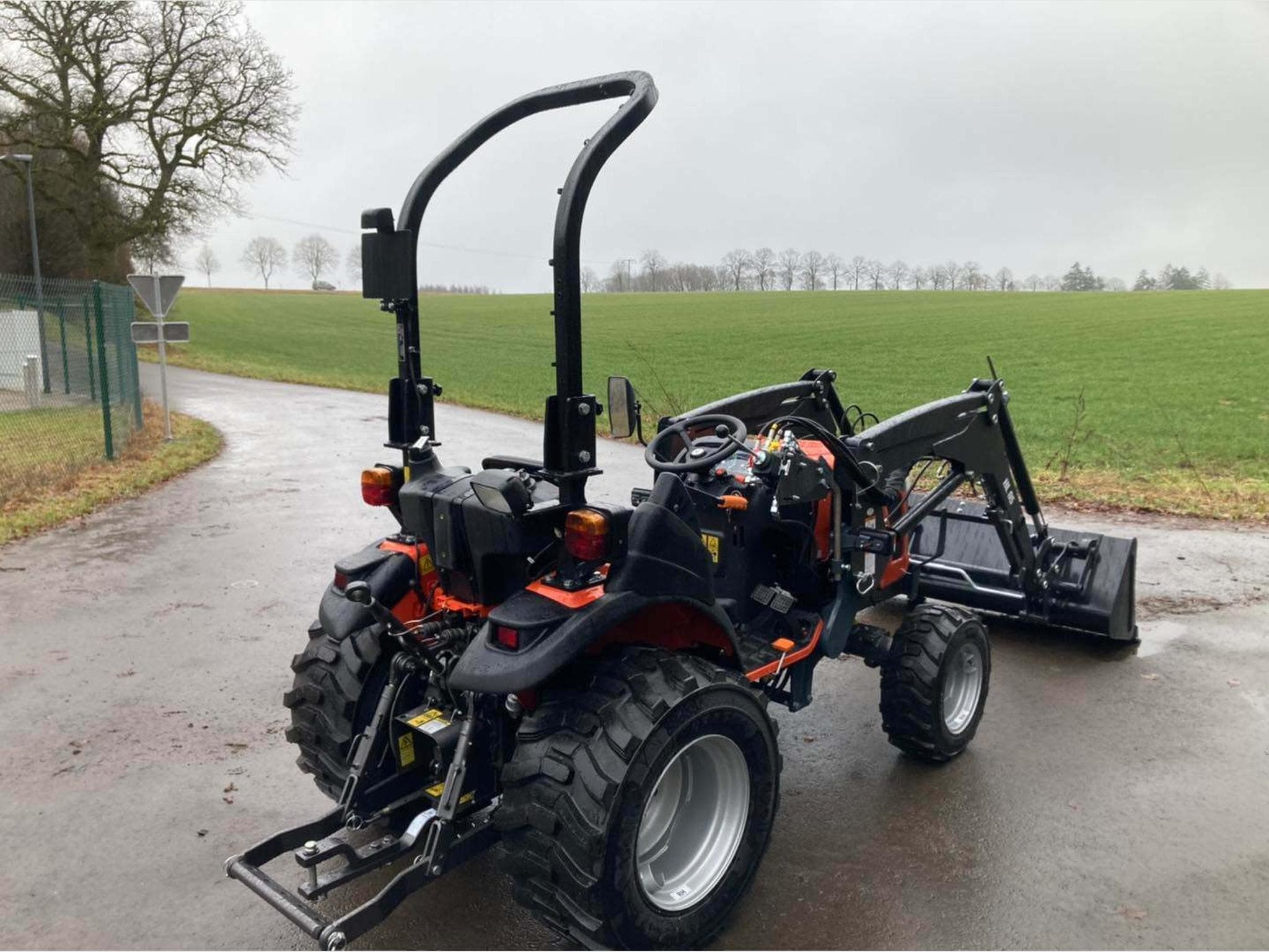 Tracteur Tondeuse Micro Tracteur TAFE 6028 (2025) - Foto 2