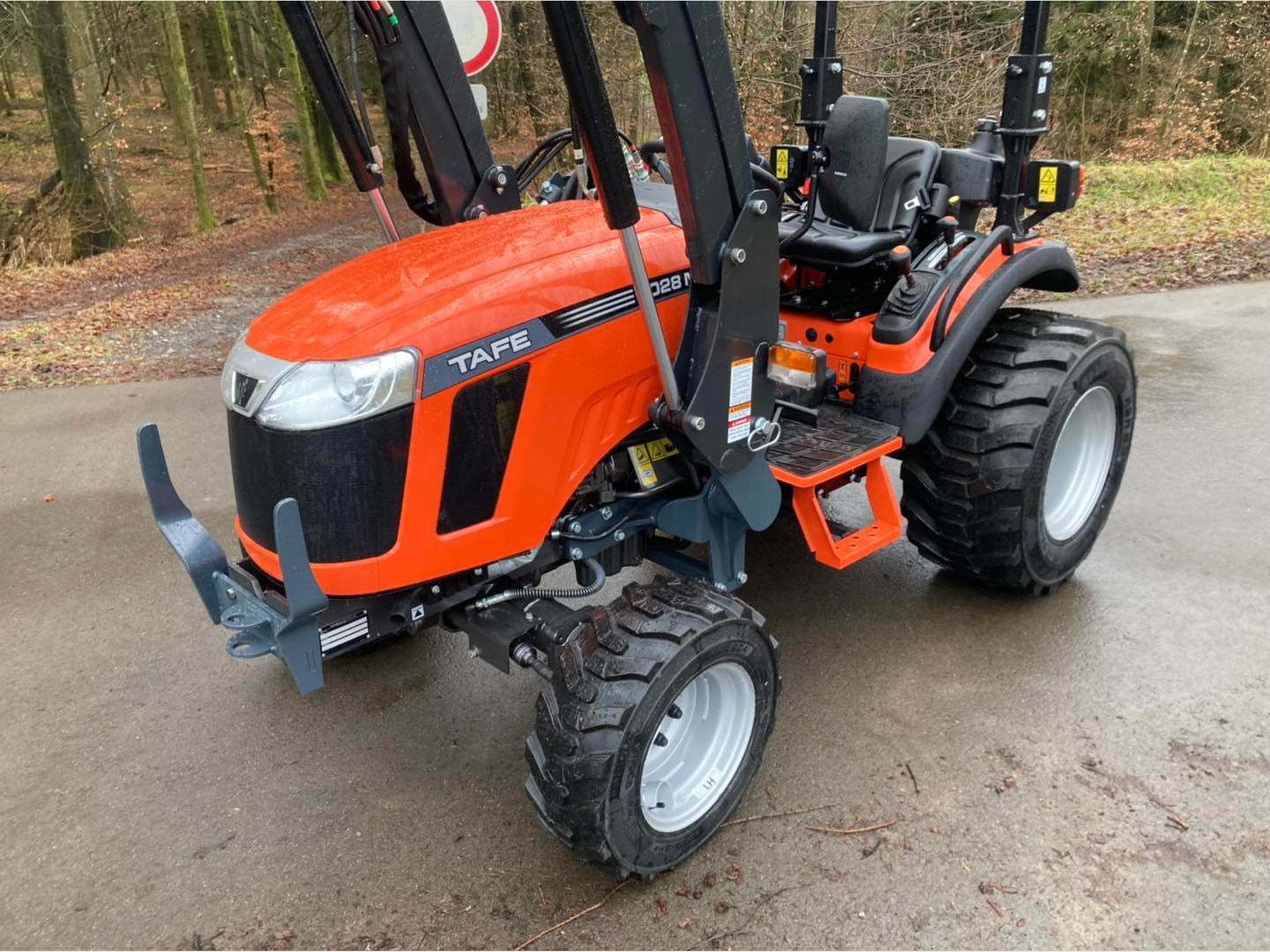 Tracteur Tondeuse Micro Tracteur TAFE 6028 (2025) - Foto 4