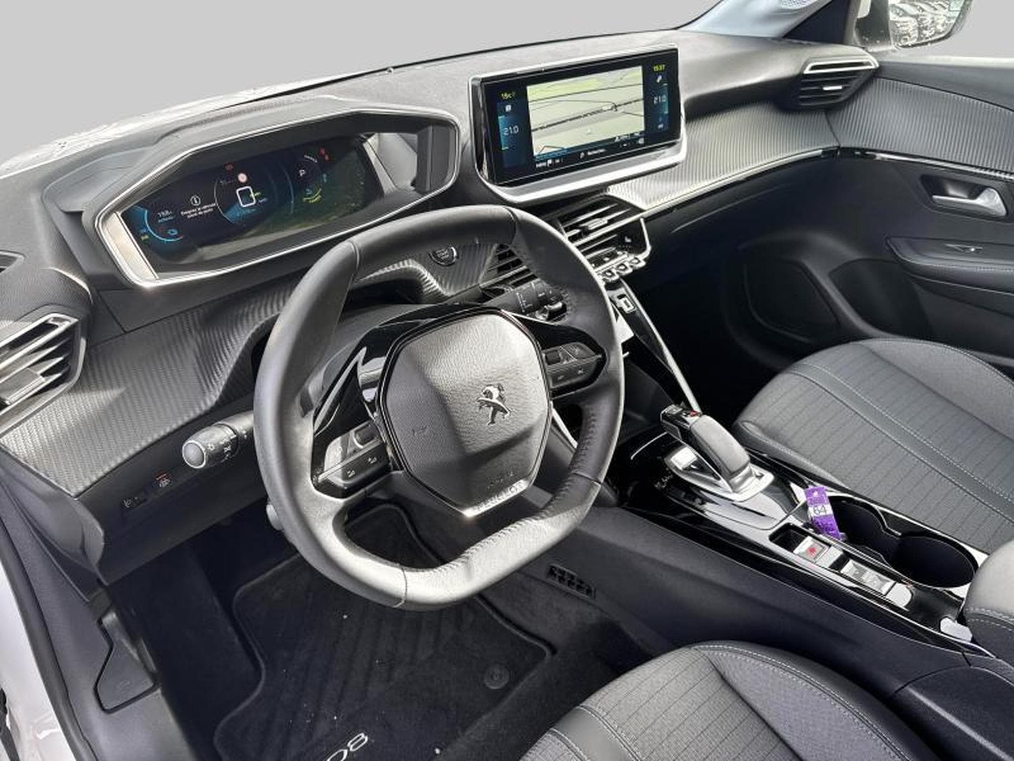 Peugeot 208 II Allure Pack (2021) - Photo 10