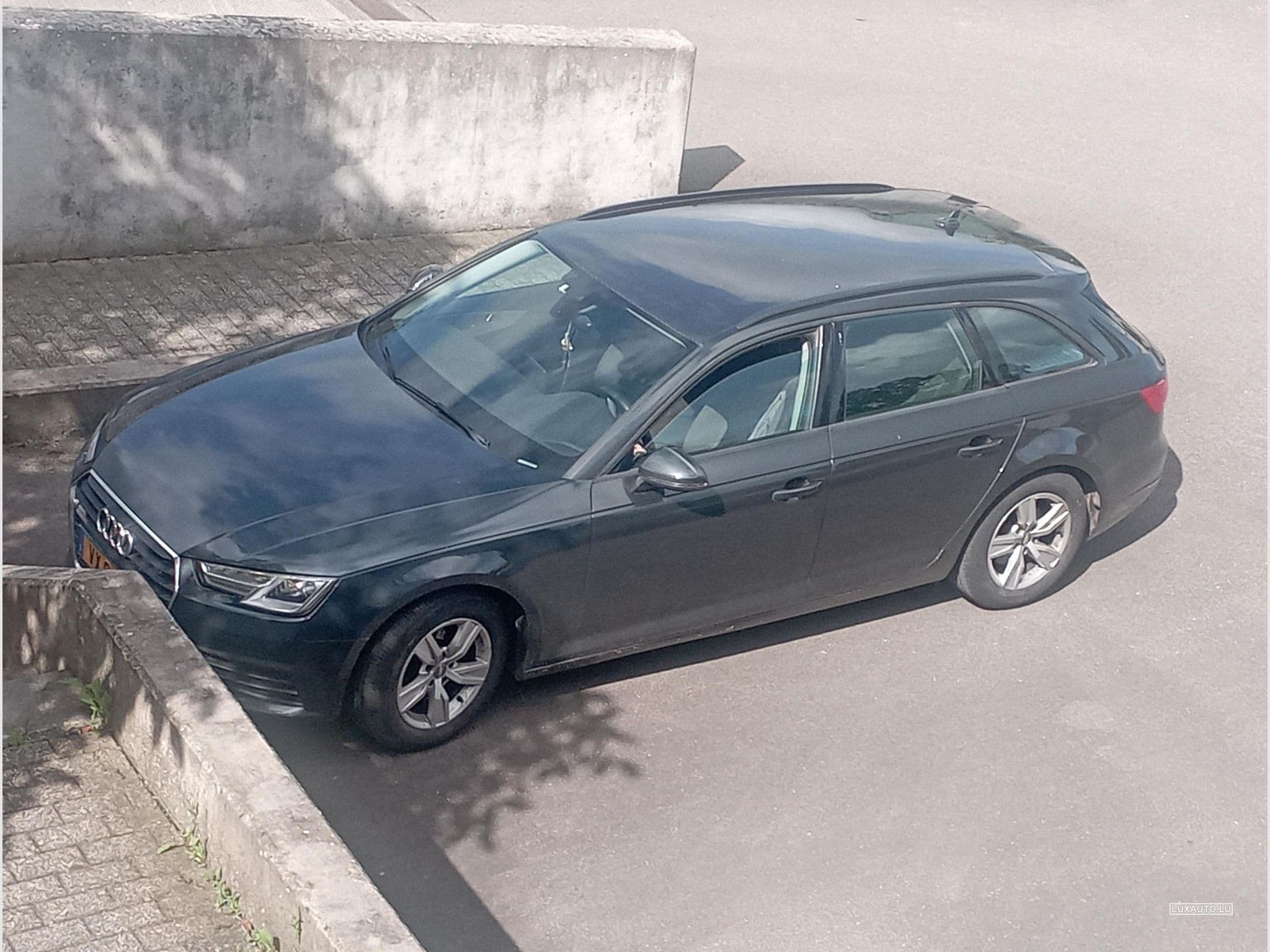 Audi A4 (2017) - Photo 1