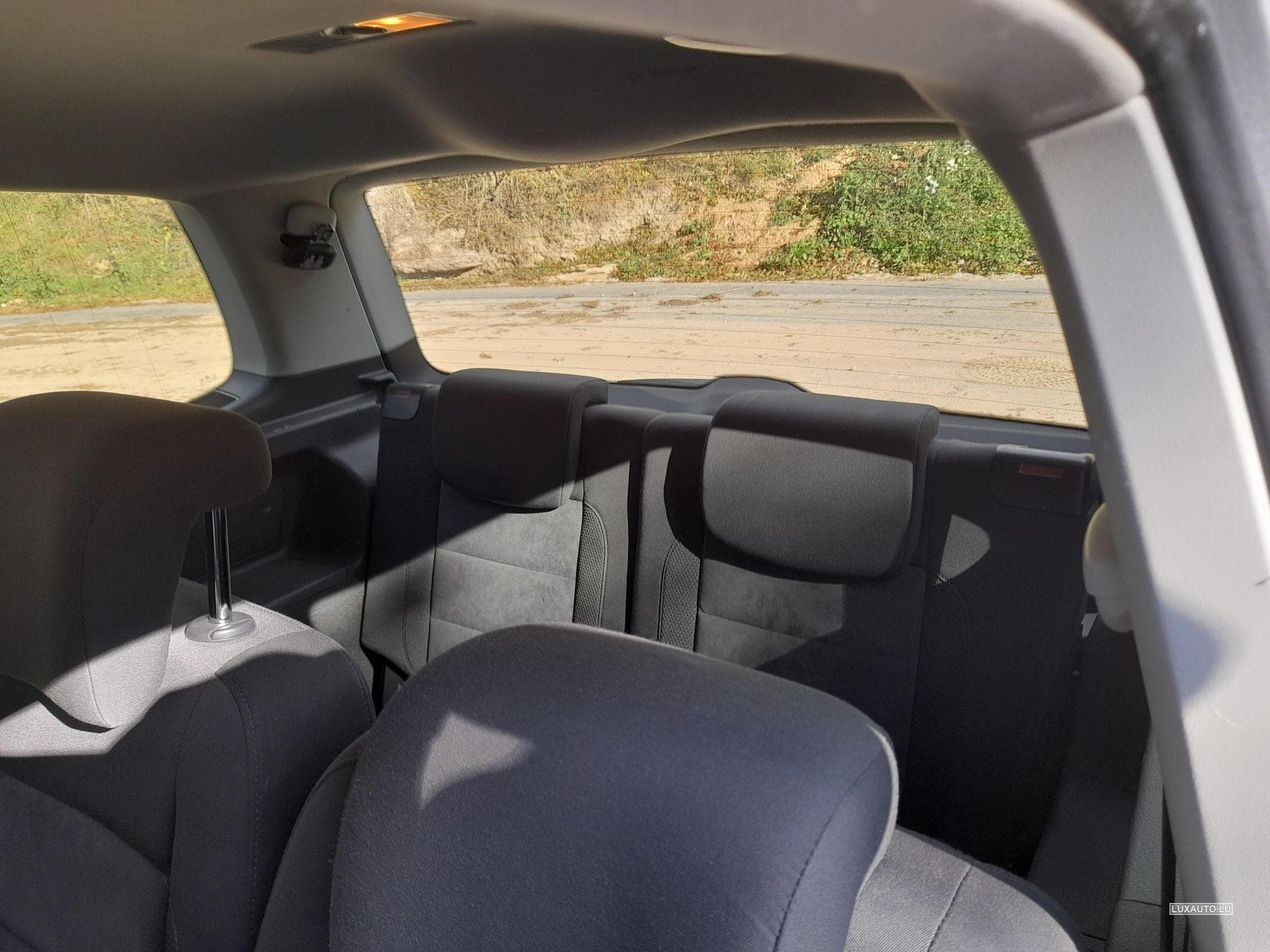 VW Touran (2014) - Photo 2