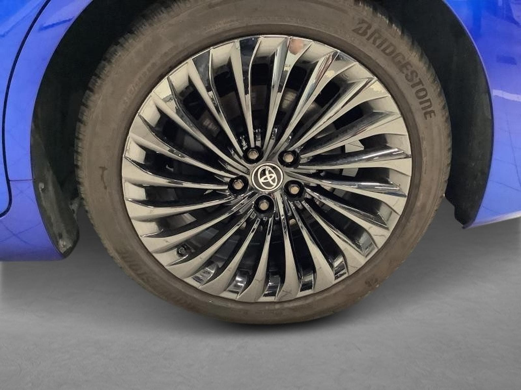 Toyota Mirai Executive (2022) - Photo 10