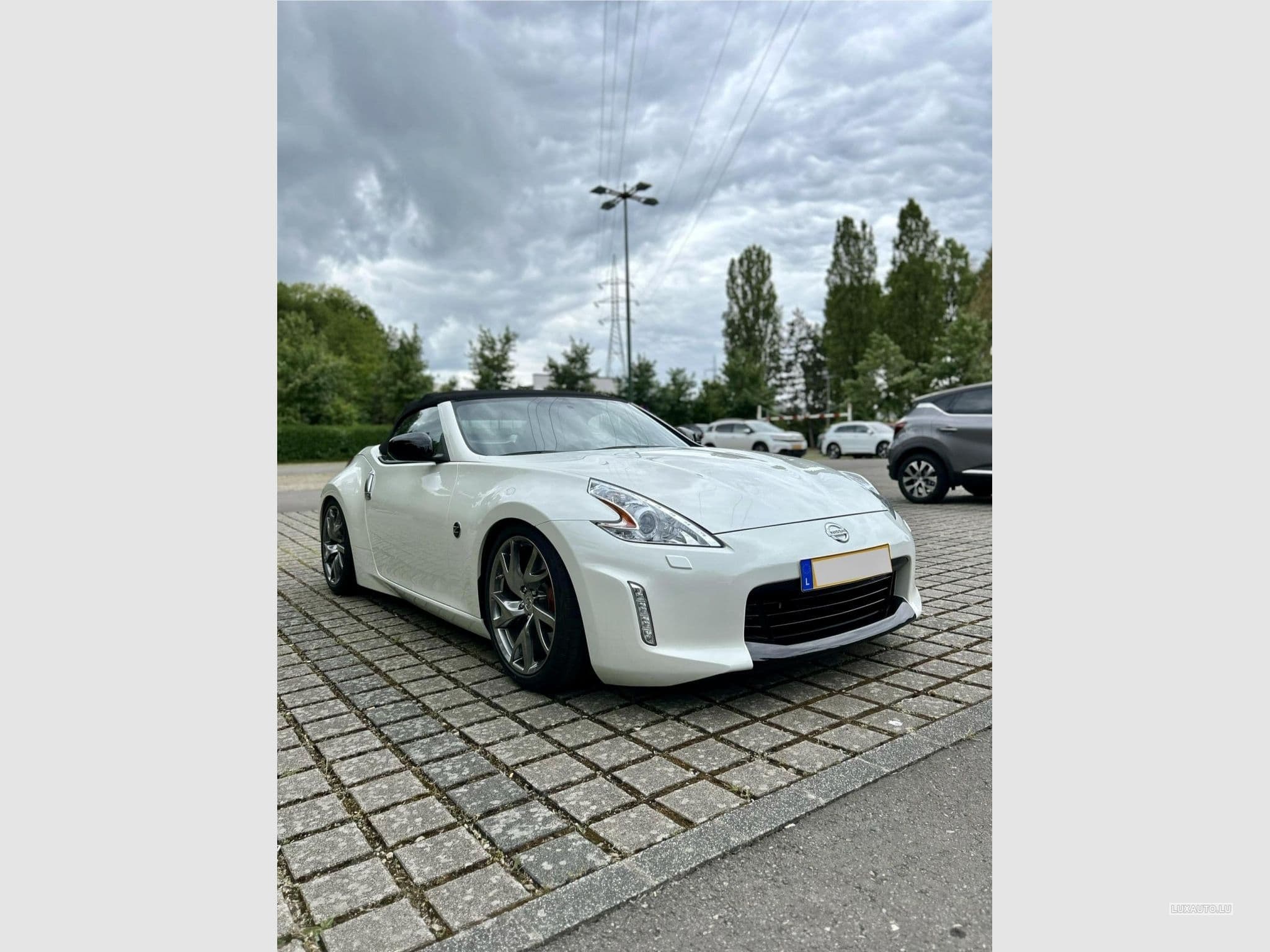 Nissan 370Z (2016) - Photo 1