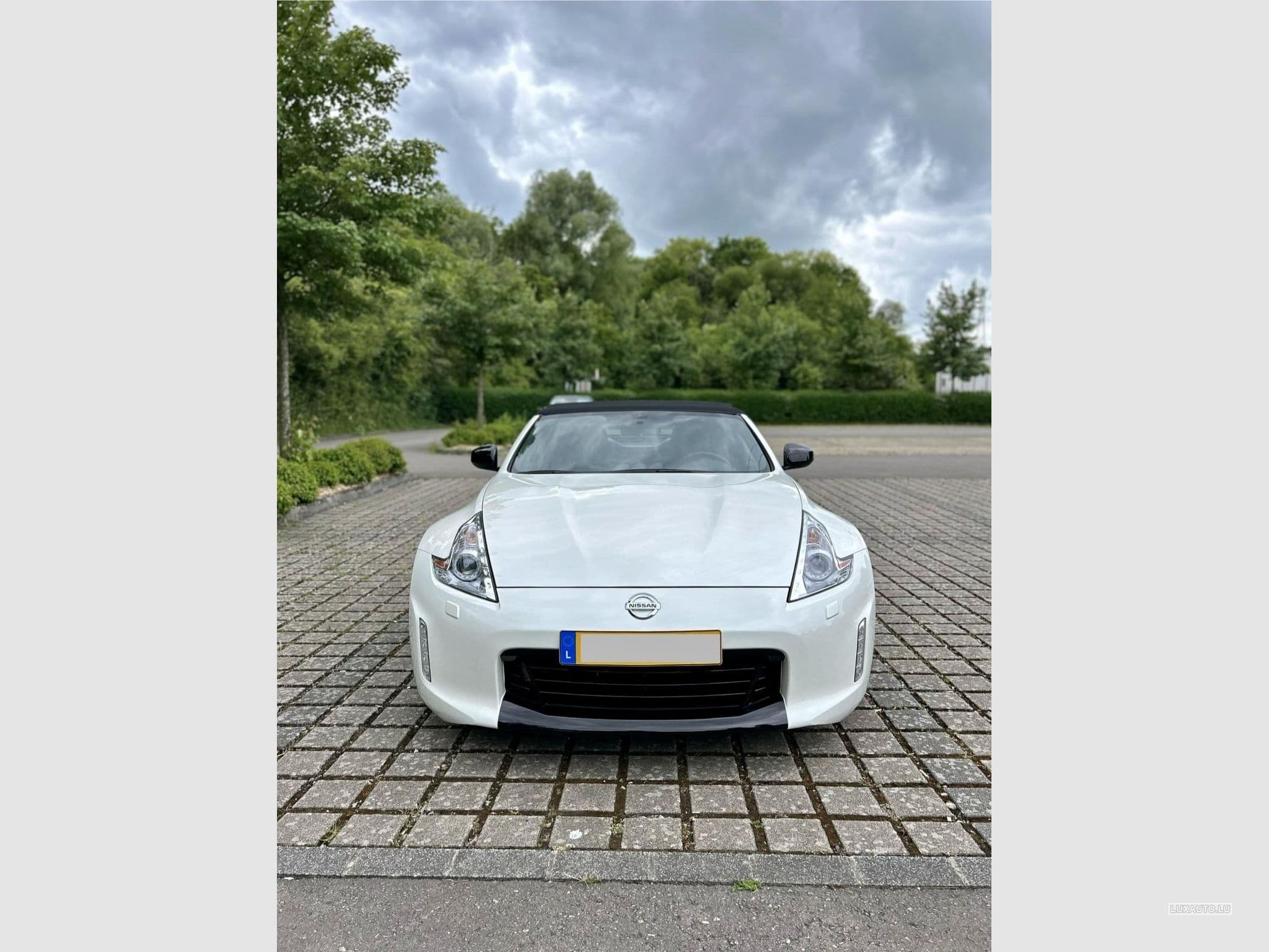 Nissan 370Z (2016) - Photo 2