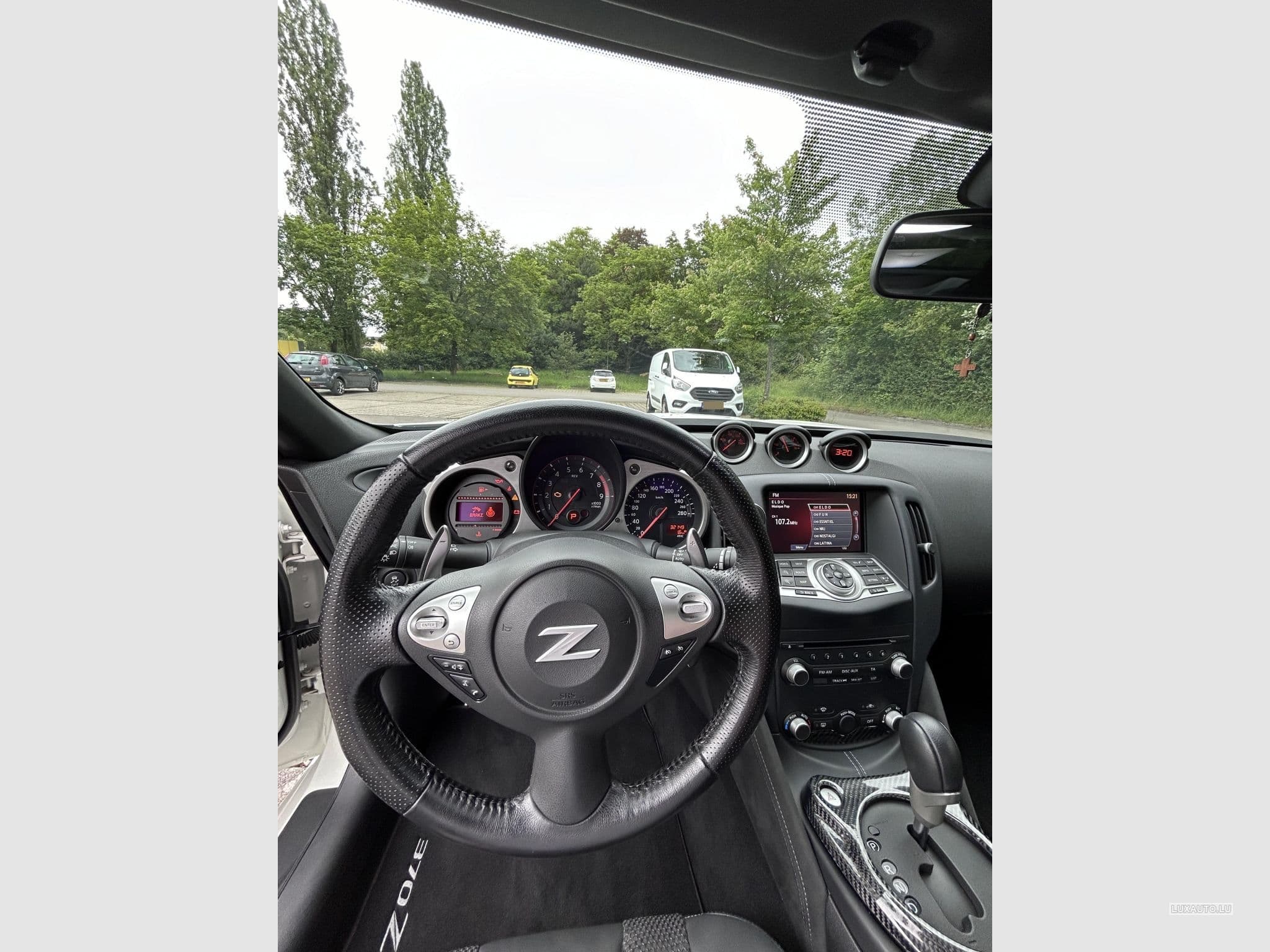 Nissan 370Z (2016) - Photo 7