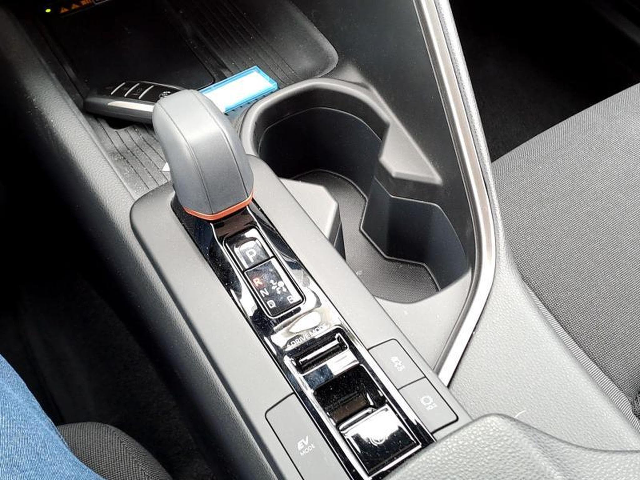 Toyota C-HR Dynamic Plus BI TONE (2024) - Photo 21