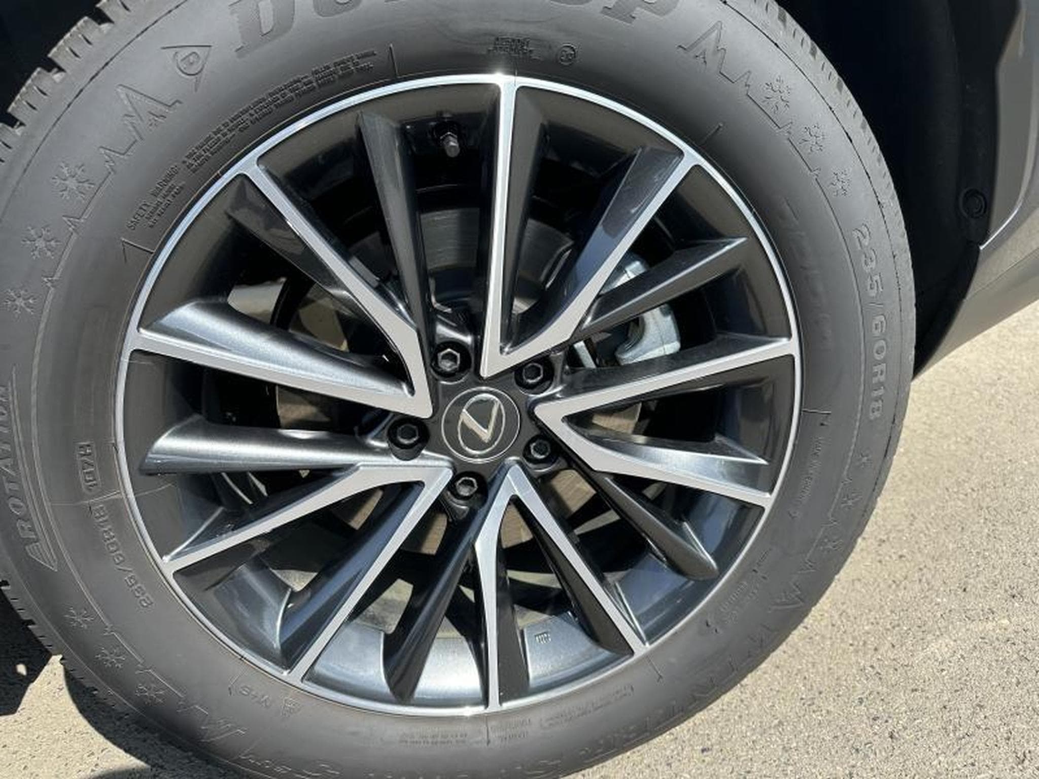 Lexus NX Business Line (2023) - Foto 12