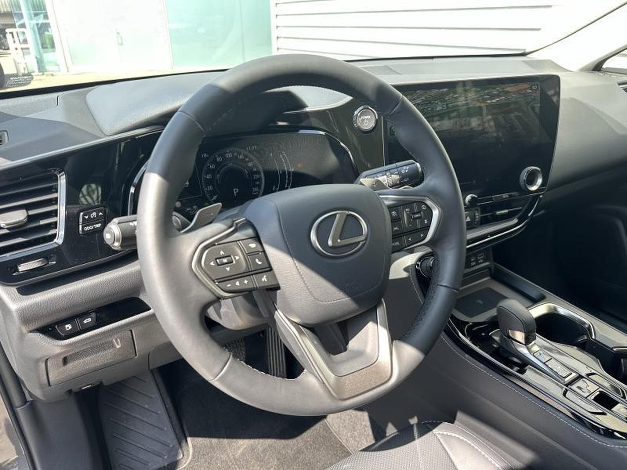 Lexus NX Business Line (2023) - Foto 14
