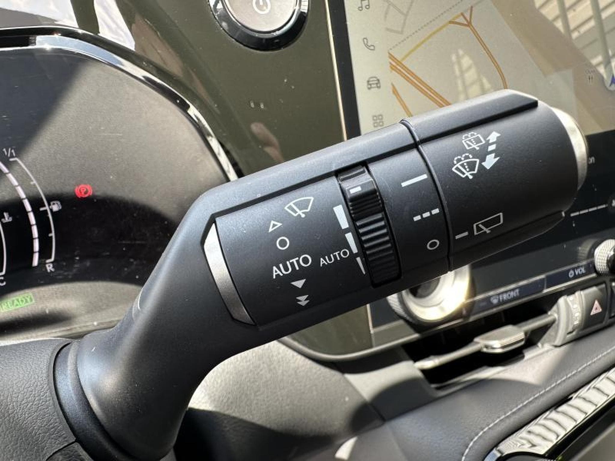 Lexus NX Business Line (2023) - Foto 24