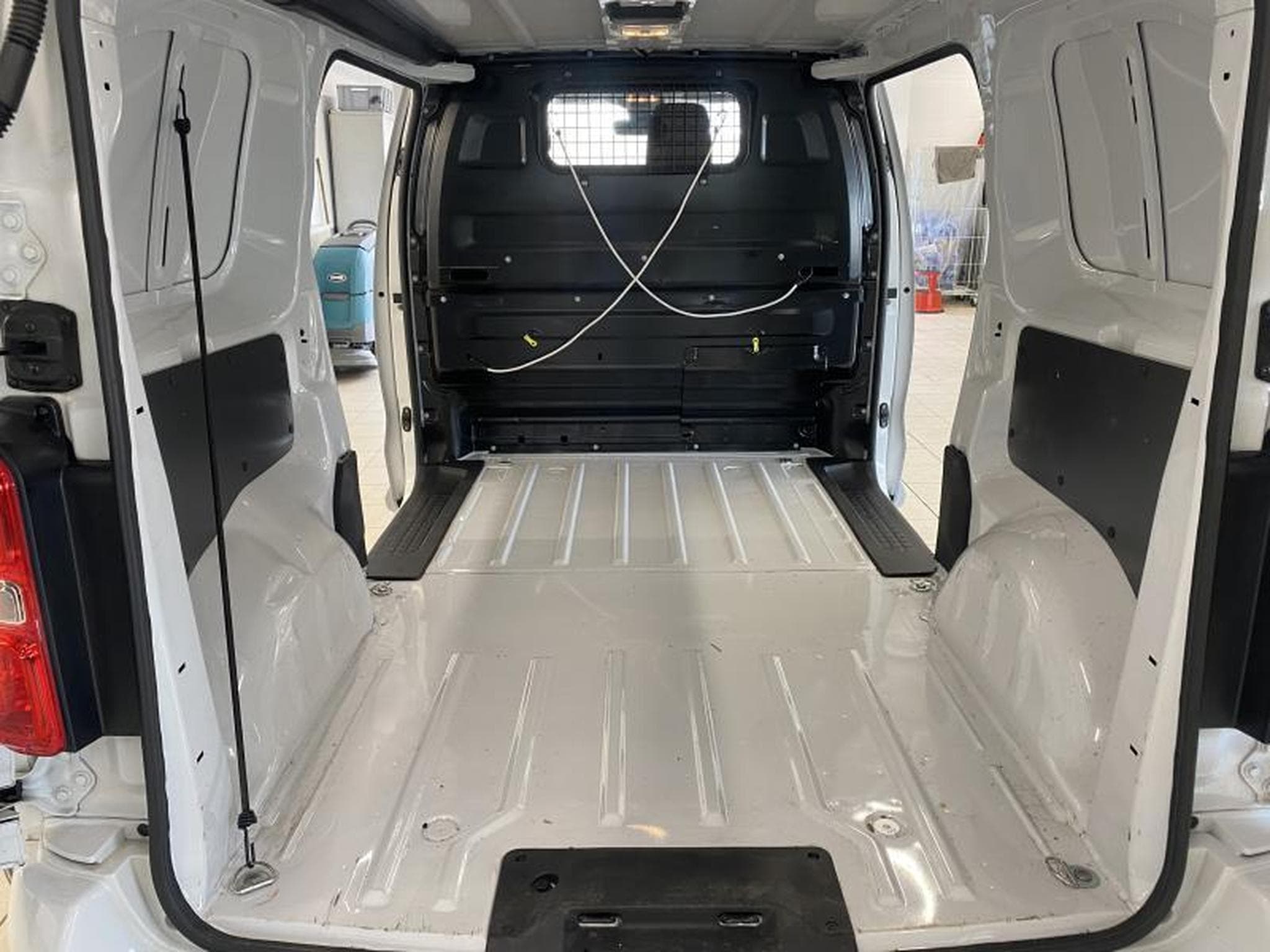 Toyota ProAce Comfort Plus 50 (2023) - Photo 16