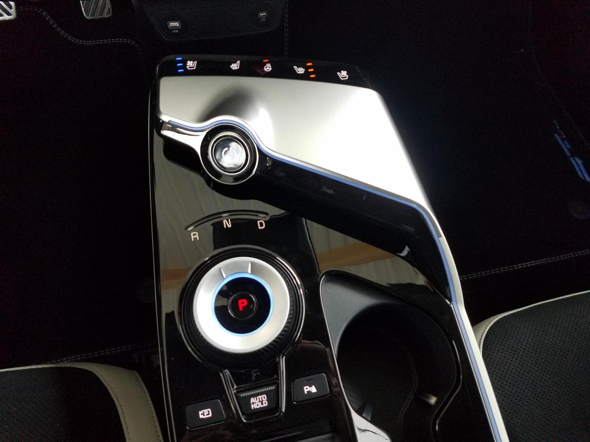 Kia EV6 **GARANTIE KIA 20/06/2031 ou 1 (2024) - Photo 13