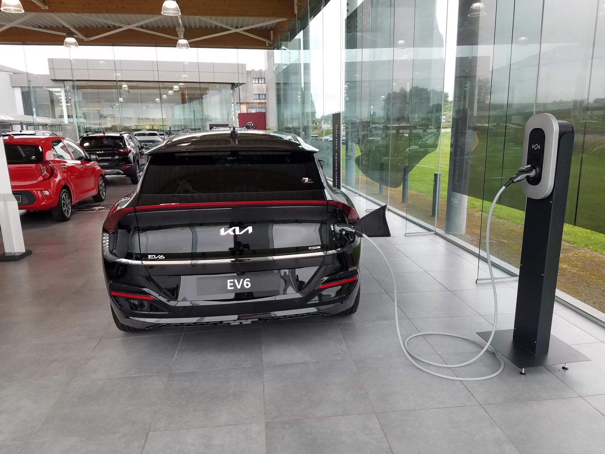 Kia EV6 **GARANTIE KIA 20/06/2031 ou 1 (2024) - Photo 7