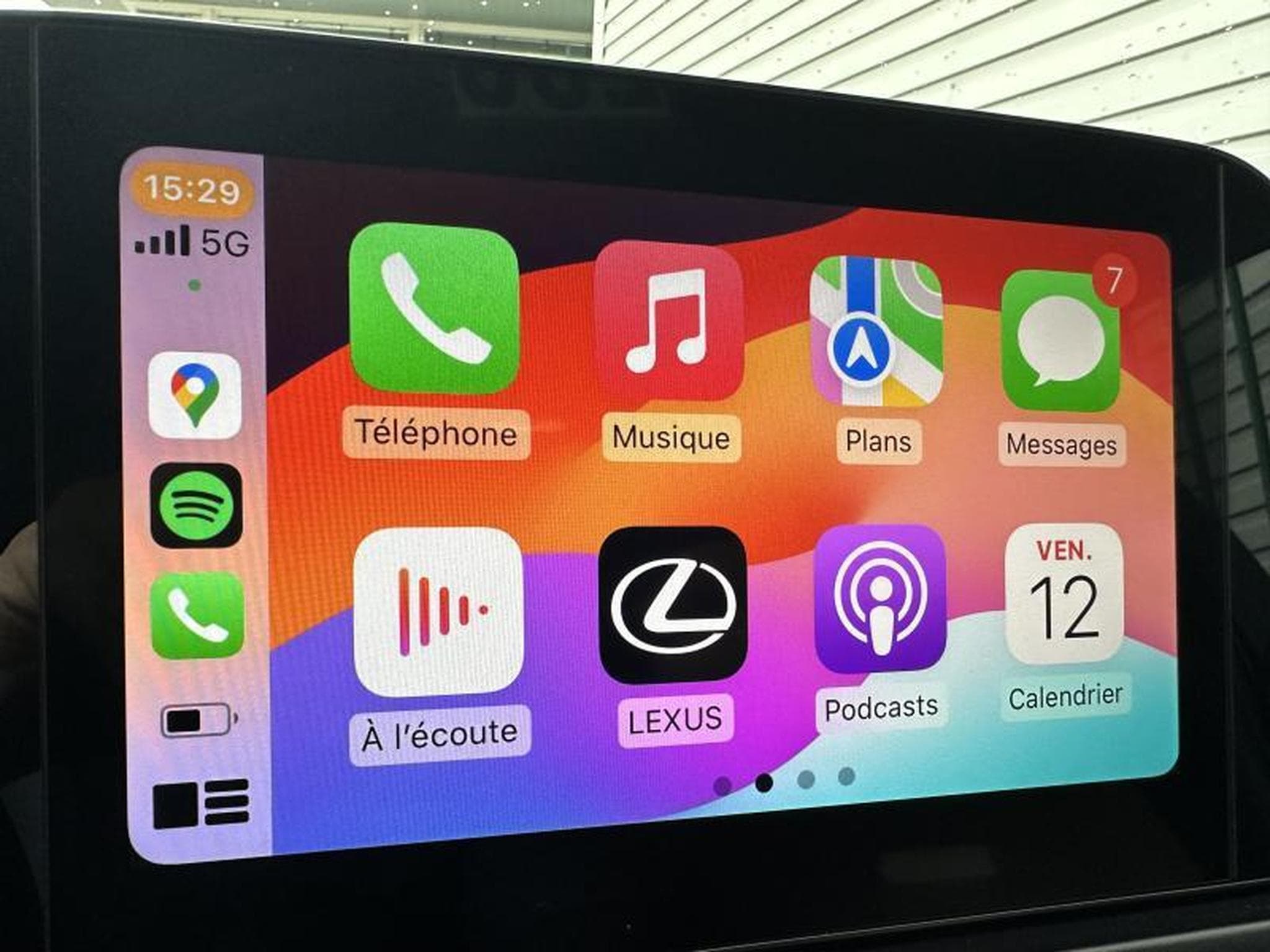 Lexus UX F SPORT Design (2023) - Photo 23