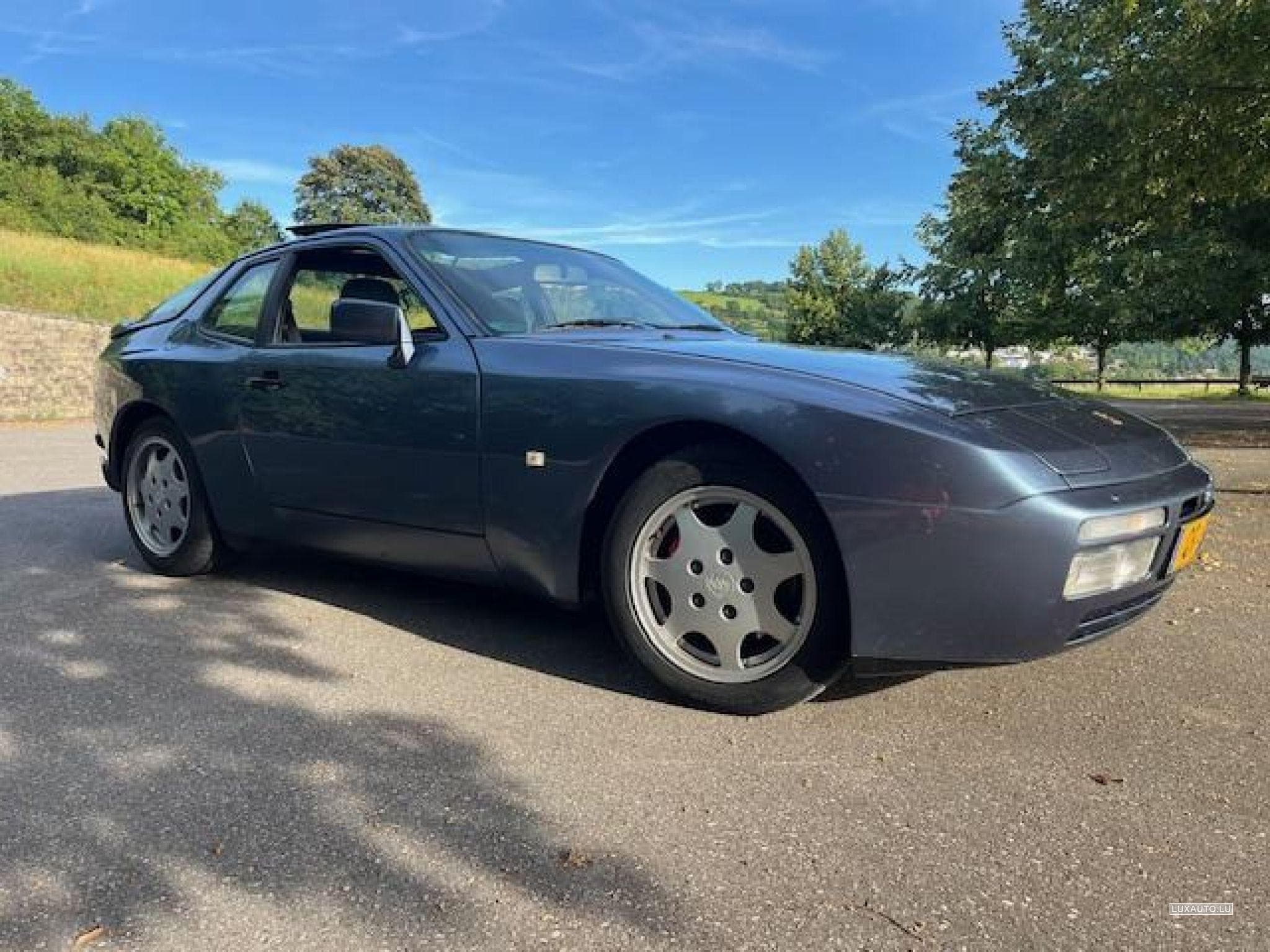 Porsche 944 S2 (1989) - Photo 2
