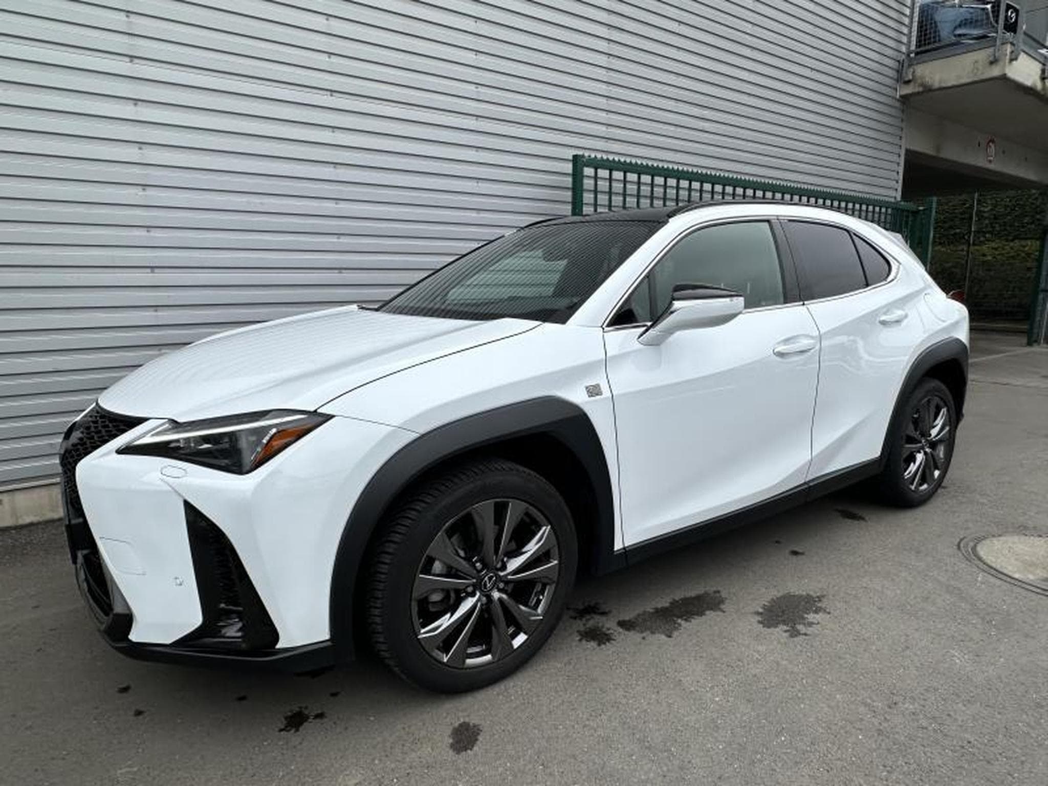 Lexus UX F SPORT Design (2023) - Photo 22