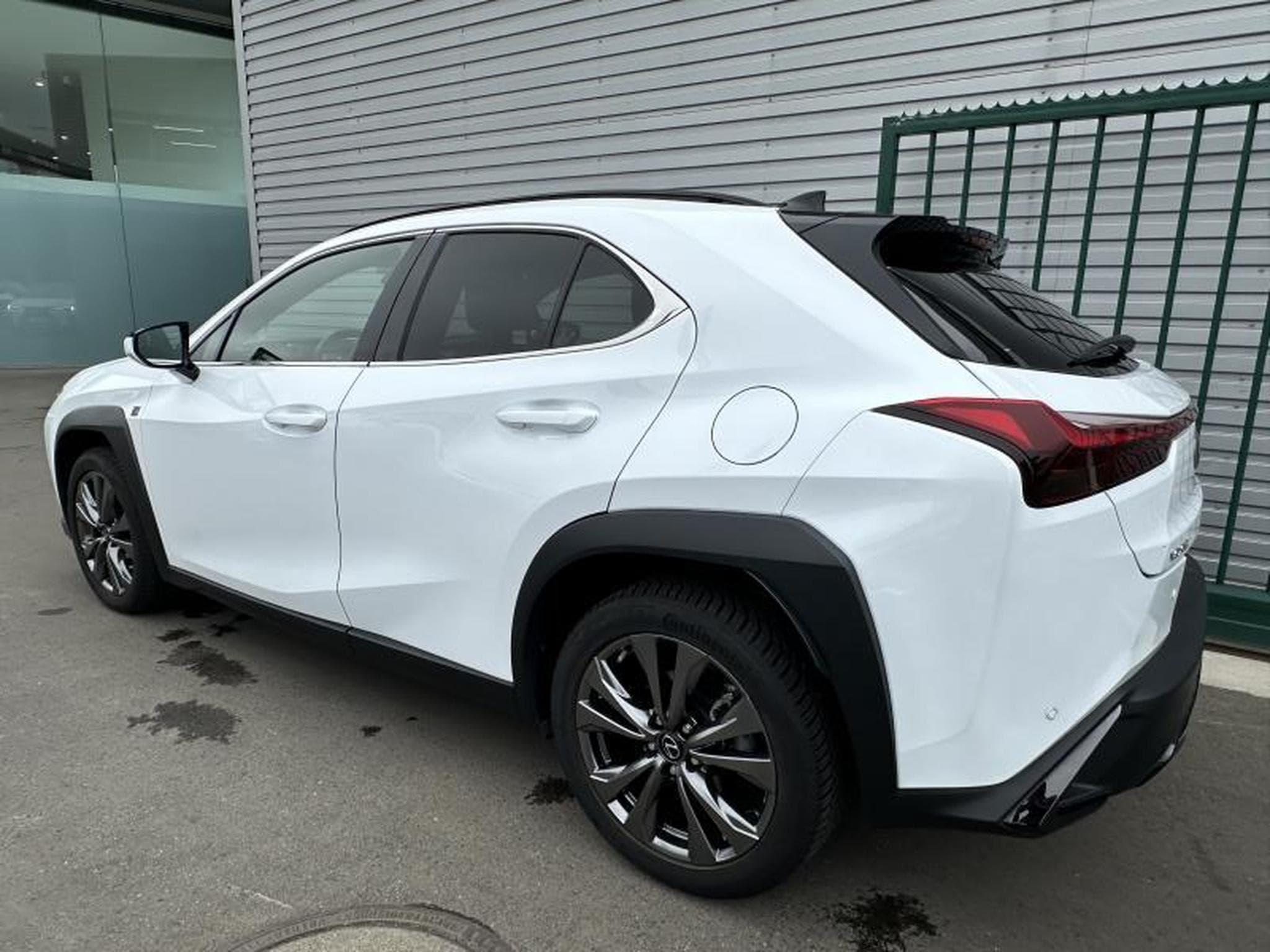 Lexus UX F SPORT Design (2023) - Photo 25