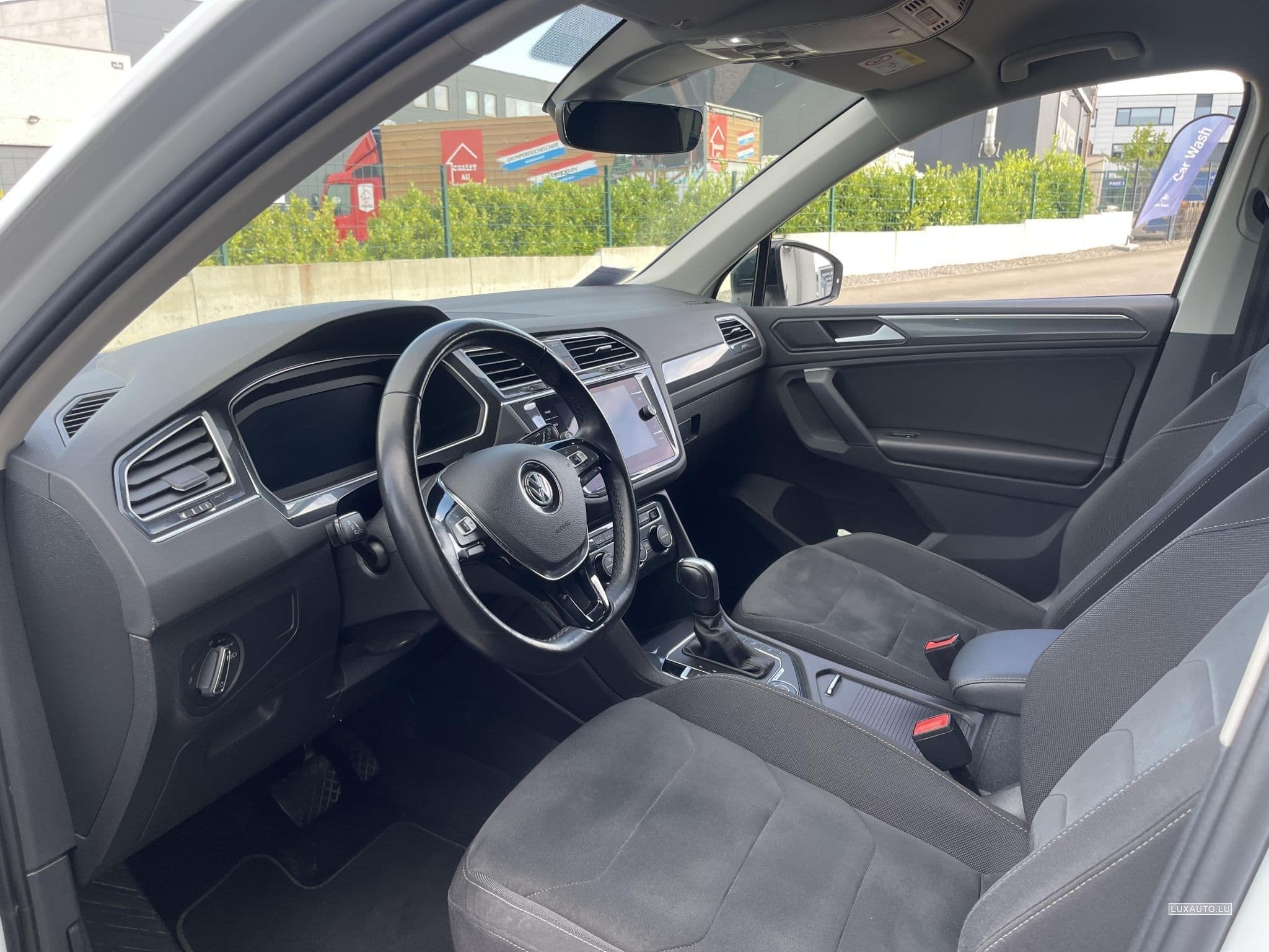 VW Tiguan VW Tiguan 2.0 TDI 239CV DSG 4motion R-Line (2019) - Foto 12