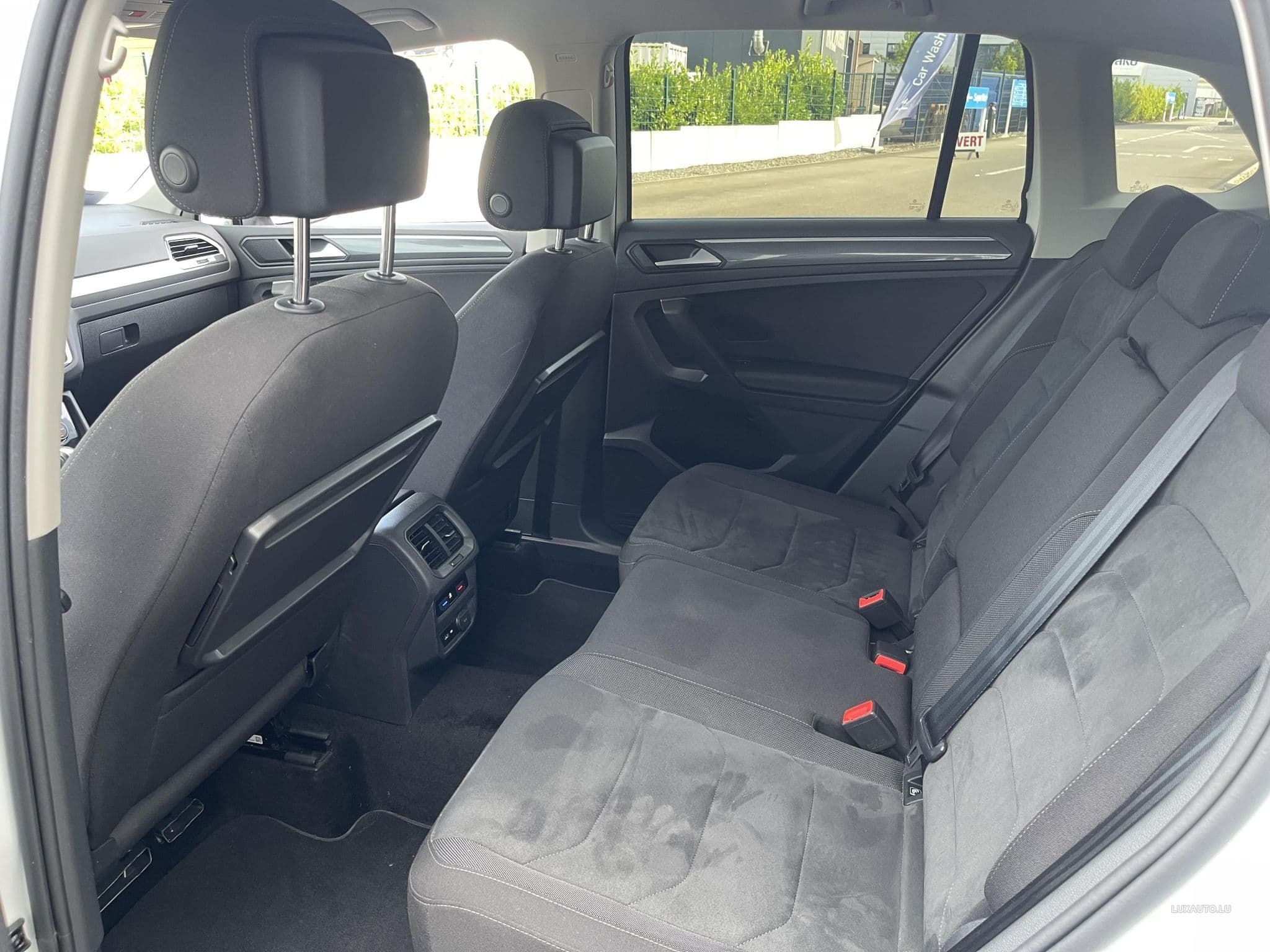 VW Tiguan VW Tiguan 2.0 TDI 239CV DSG 4motion R-Line (2019) - Foto 14