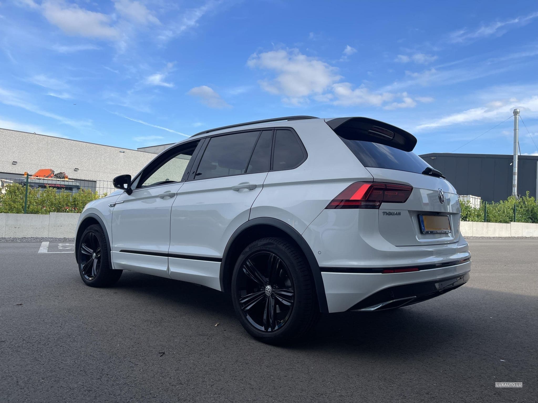 VW Tiguan VW Tiguan 2.0 TDI 239CV DSG 4motion R-Line (2019) - Foto 4