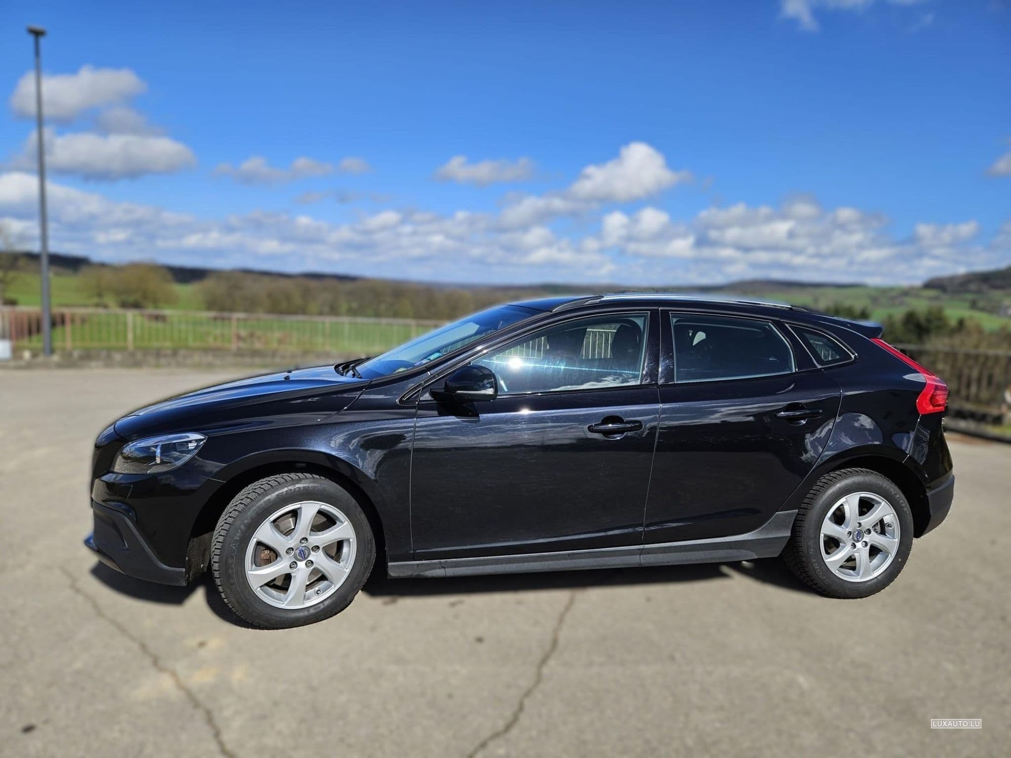 Volvo V40 Cross Country D3 You (2014) - Photo 3