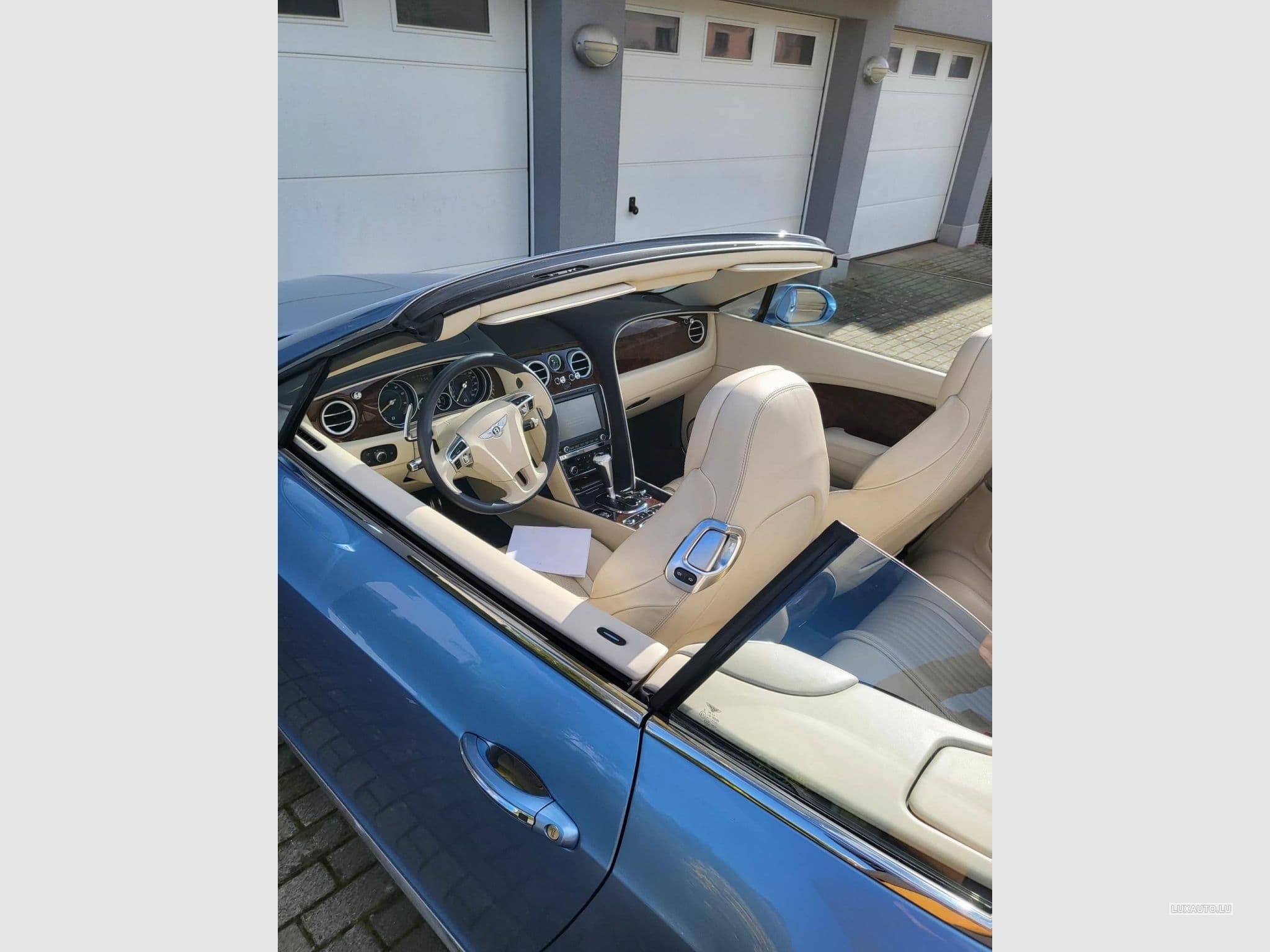 Bentley Continental GTC (2016) - Photo 4