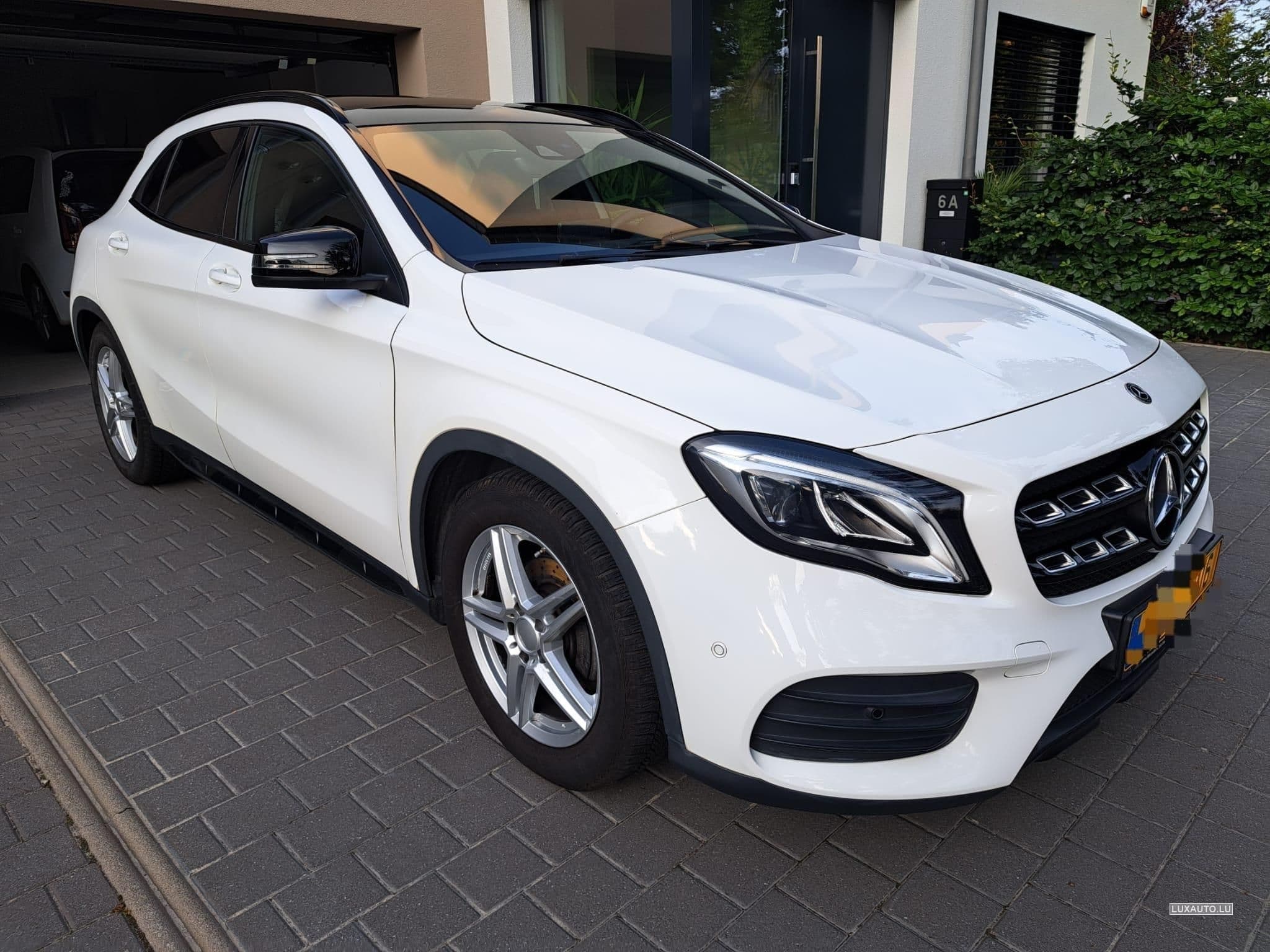 Mercedes GLA 180 AMG Line / night edition (2018) - Foto 1