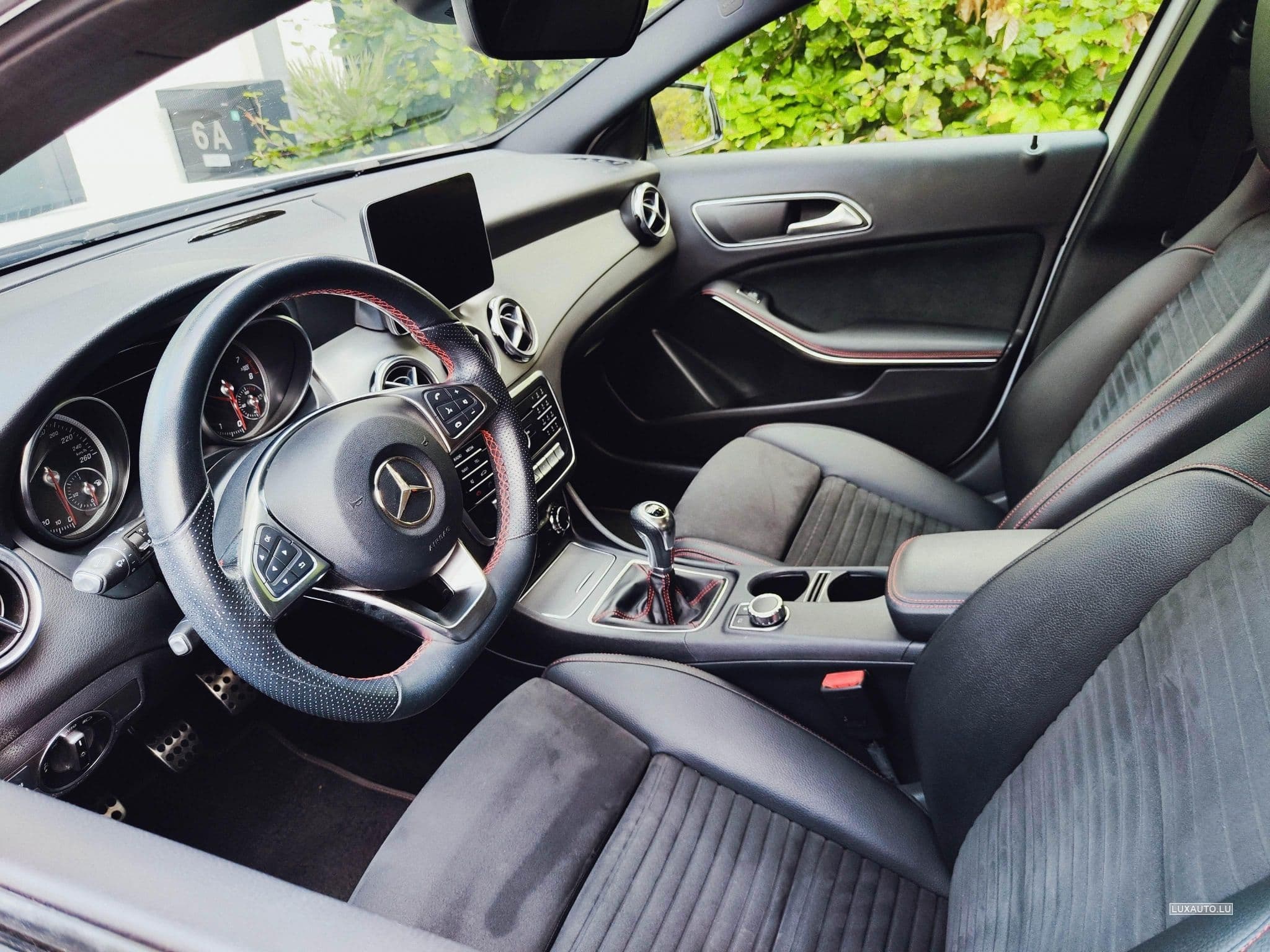 Mercedes GLA 180 AMG Line / night edition (2018) - Foto 7