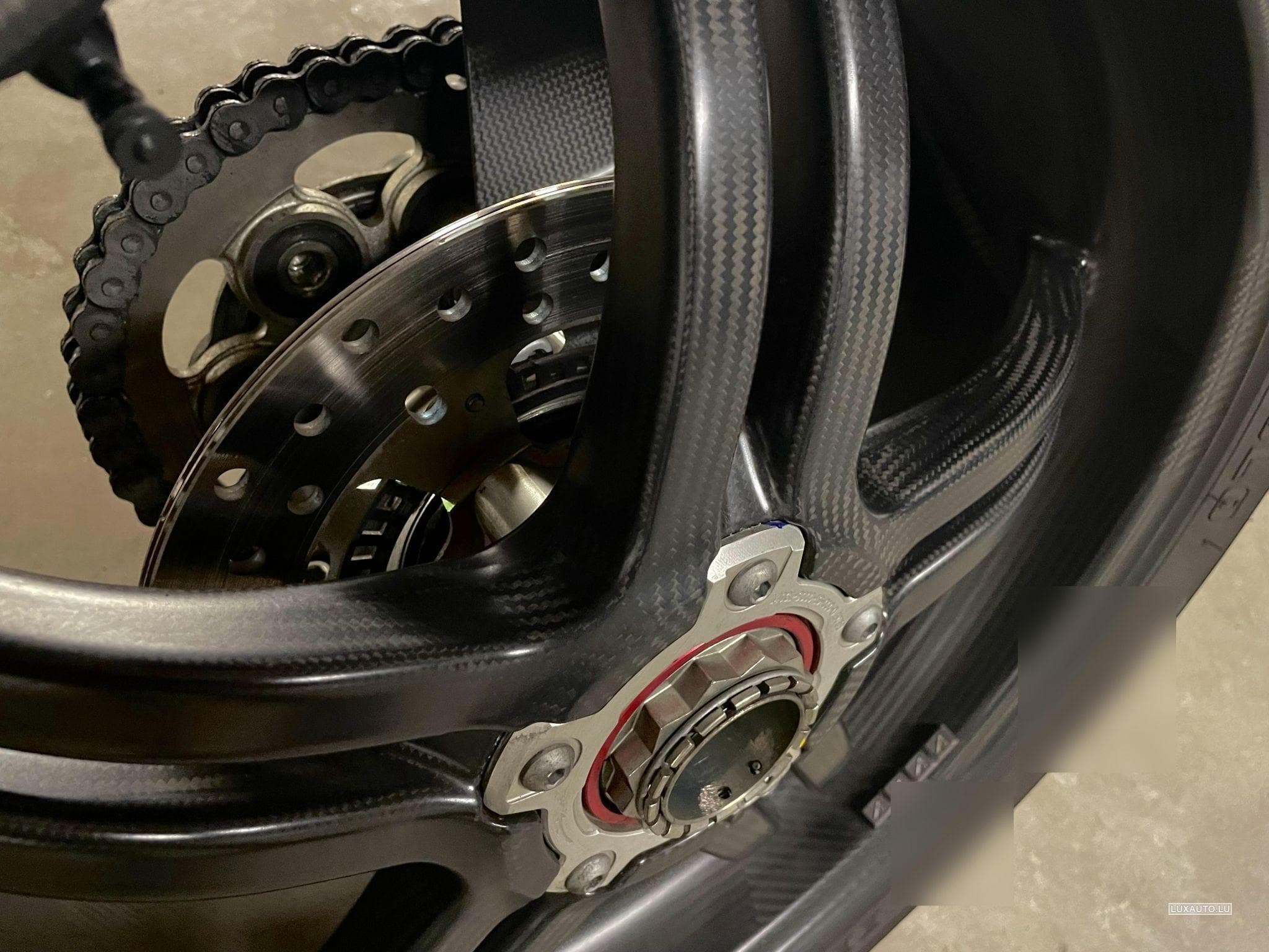 Ducati Streetfighter SP (2023) - Foto 2