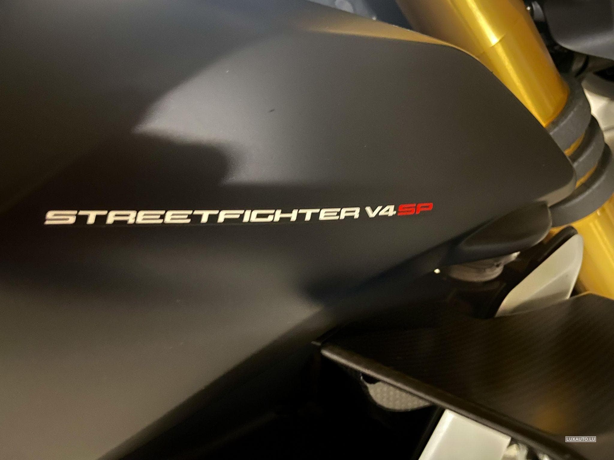 Ducati Streetfighter SP (2023) - Foto 4