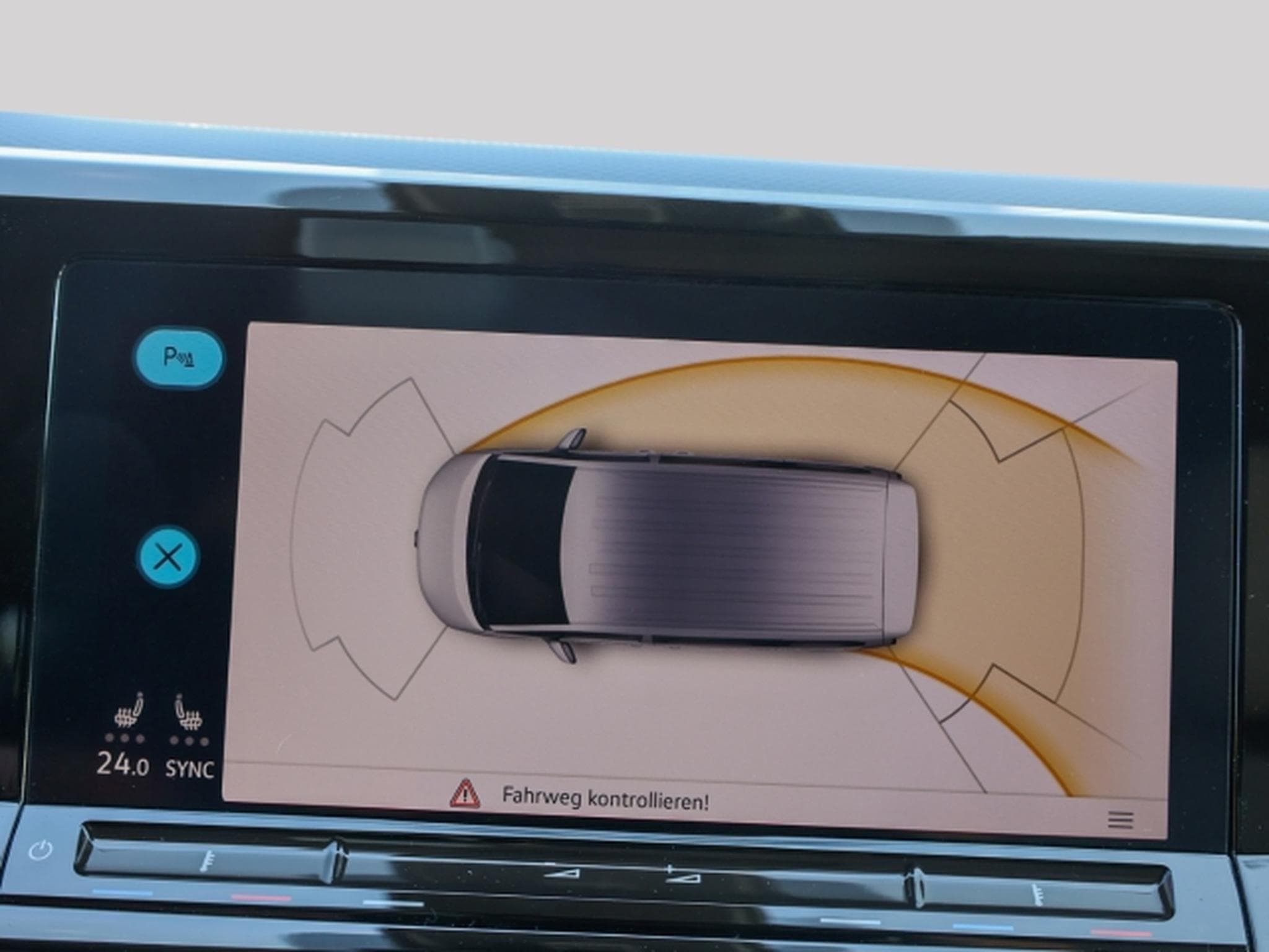 VW T7 Edition 1.5 TSI 7-Sitzer Navi SITZHZG LED Touchscreen ACC MF (2026) - Photo 6