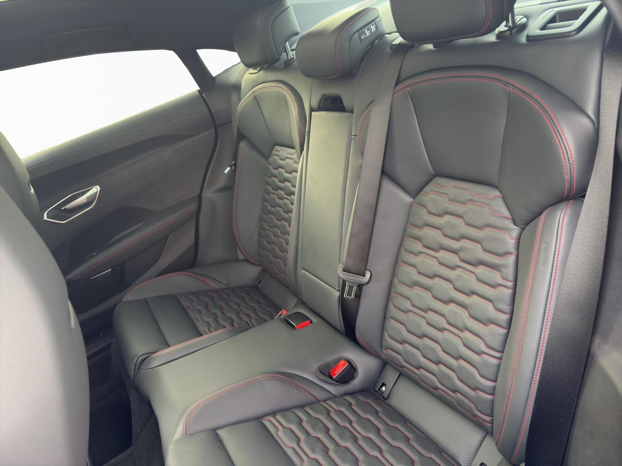 Audi e-tron GT S e-tron GT (2024) - Foto 14