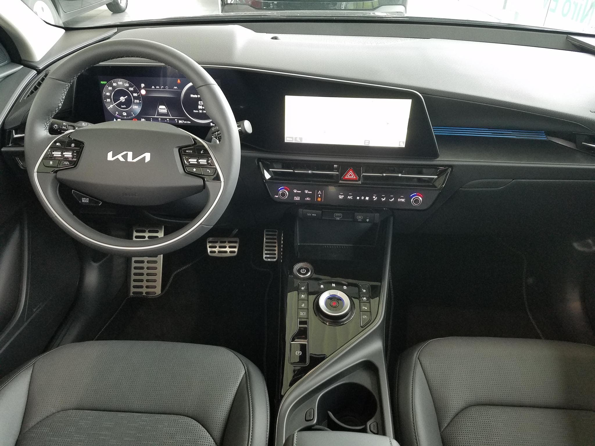 Kia Niro **garantie KIA 30/08/2030 ou 1 (2024) - Photo 4