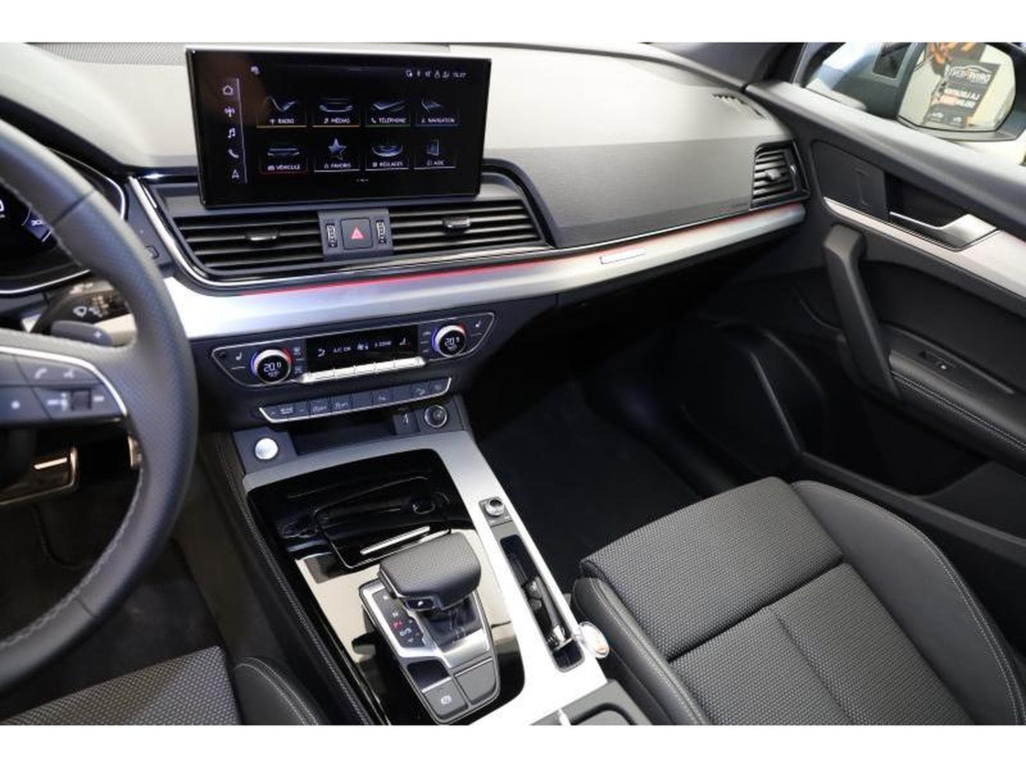 Audi Q5 Sportback S line (2023) - Photo 12