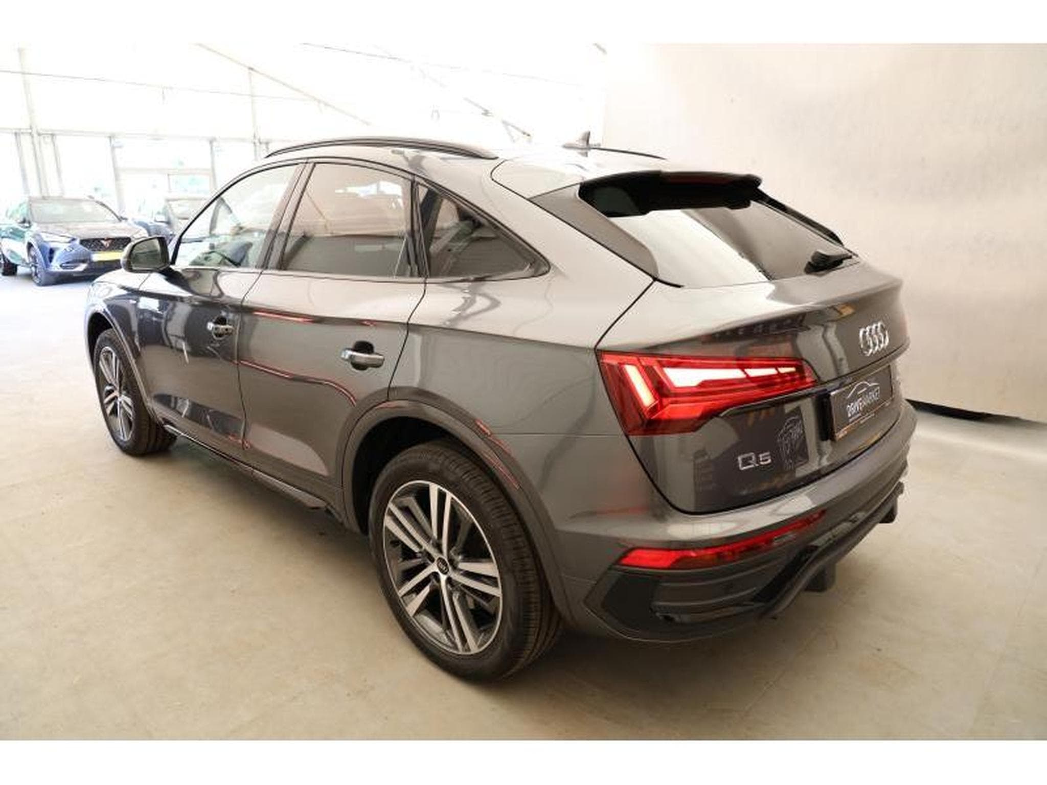 Audi Q5 Sportback S line (2023) - Photo 3