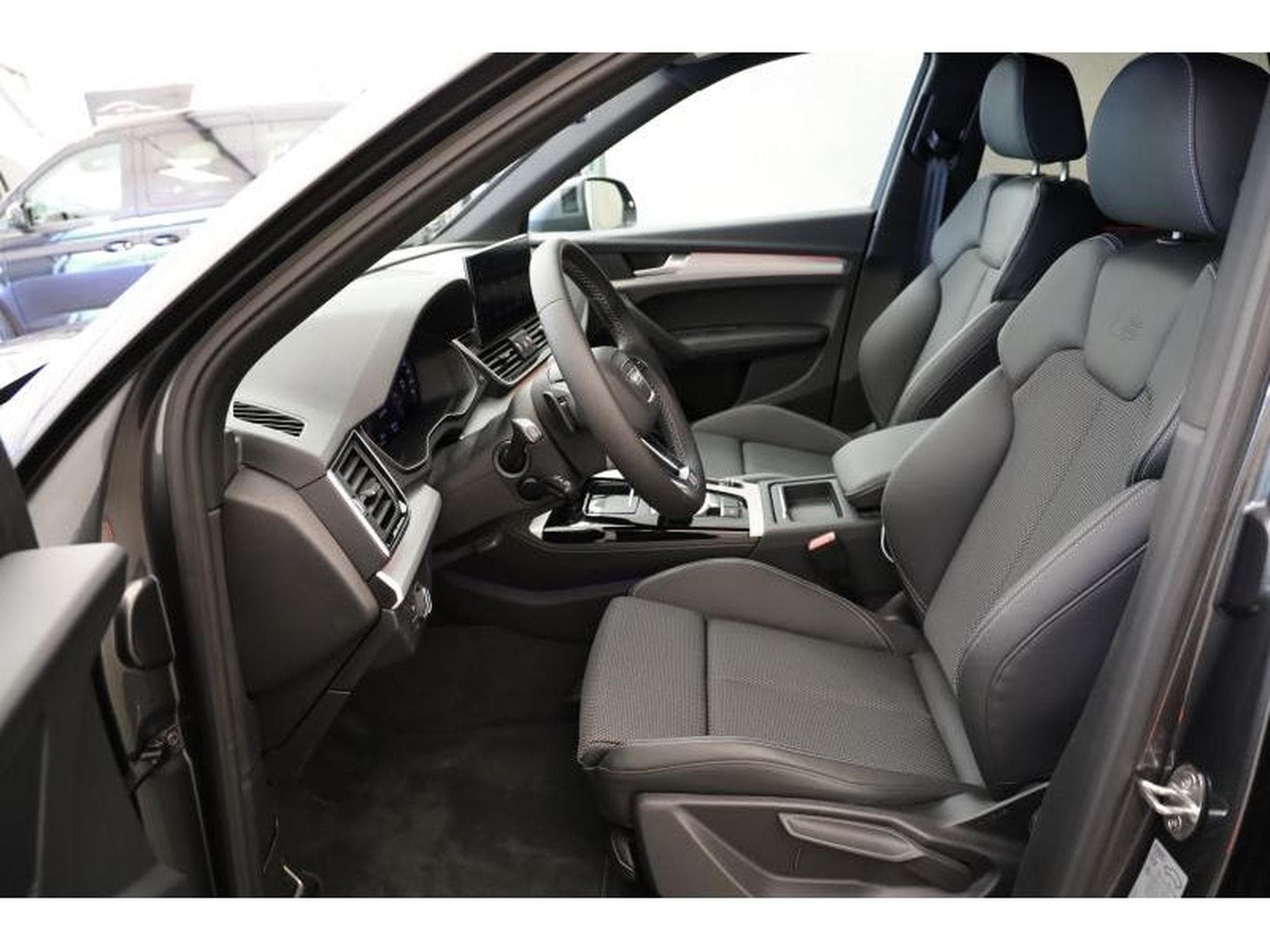 Audi Q5 Sportback S line (2023) - Photo 4