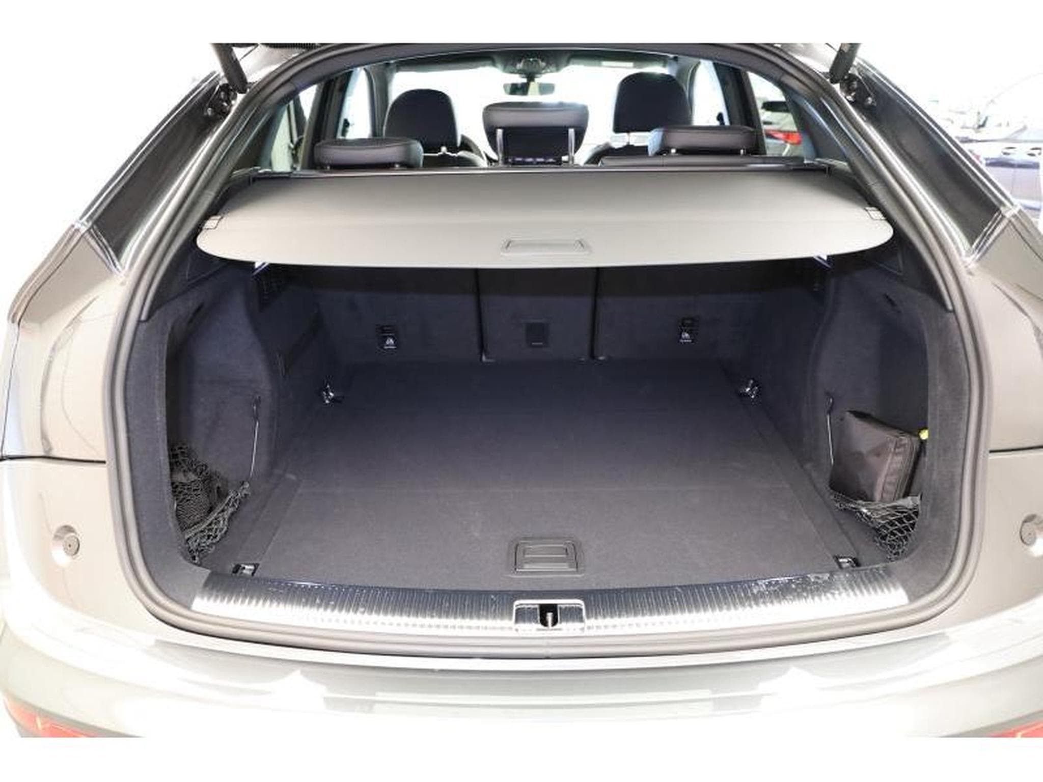 Audi Q5 Sportback S line (2023) - Photo 7