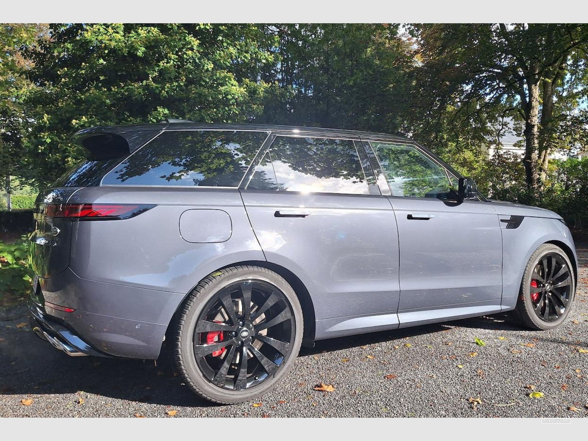 Land-Rover Range Rover Sport First Edition 530 Supercharged (2023) - Photo 4