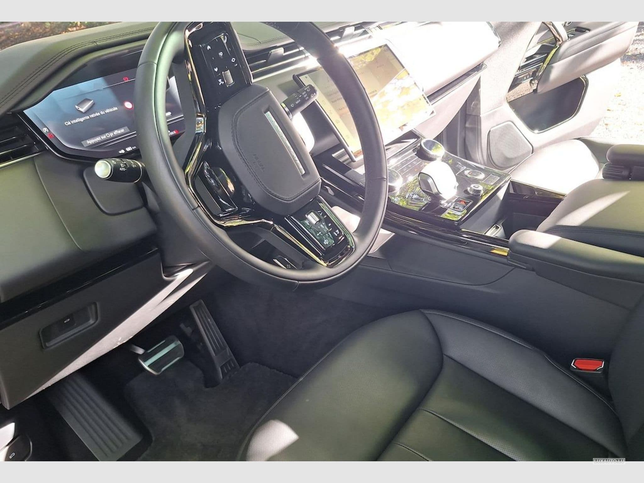 Land-Rover Range Rover Sport First Edition 530 Supercharged (2023) - Photo 8