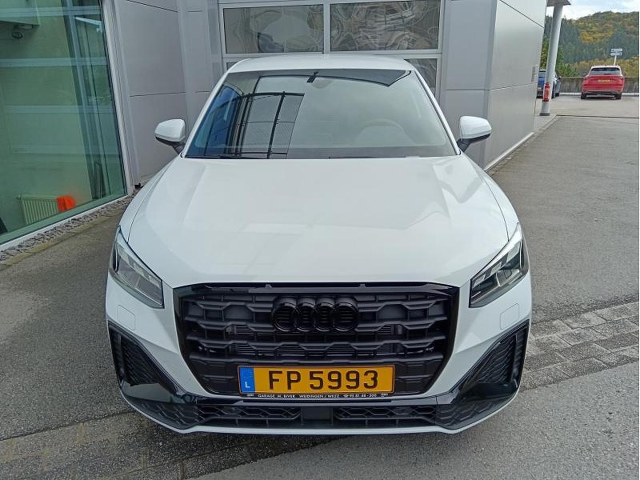 Audi Q2 S-line 35 TDI s-tronic (2024) - Photo 3