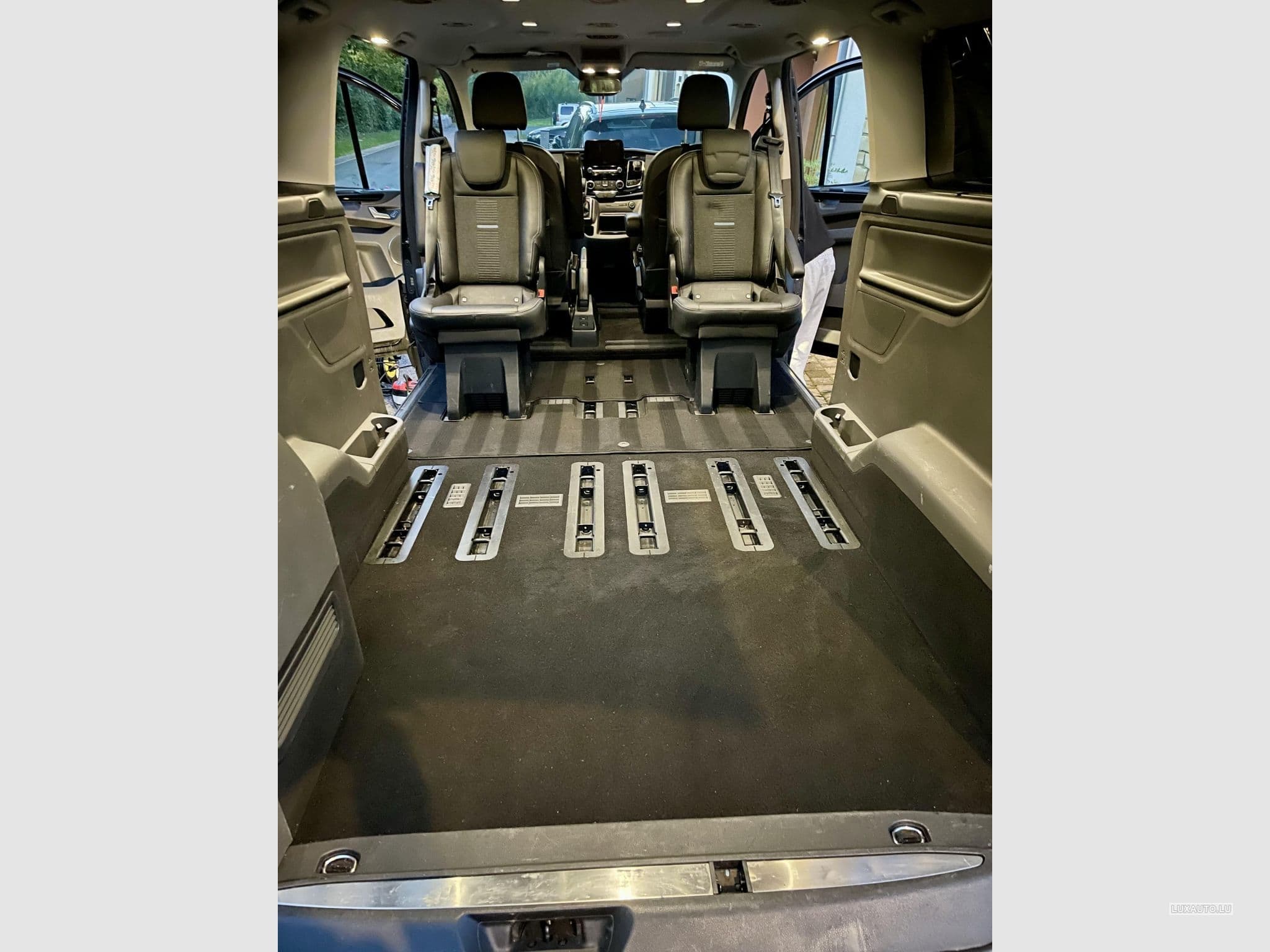 Ford Tourneo Custom (2021) - Foto 7