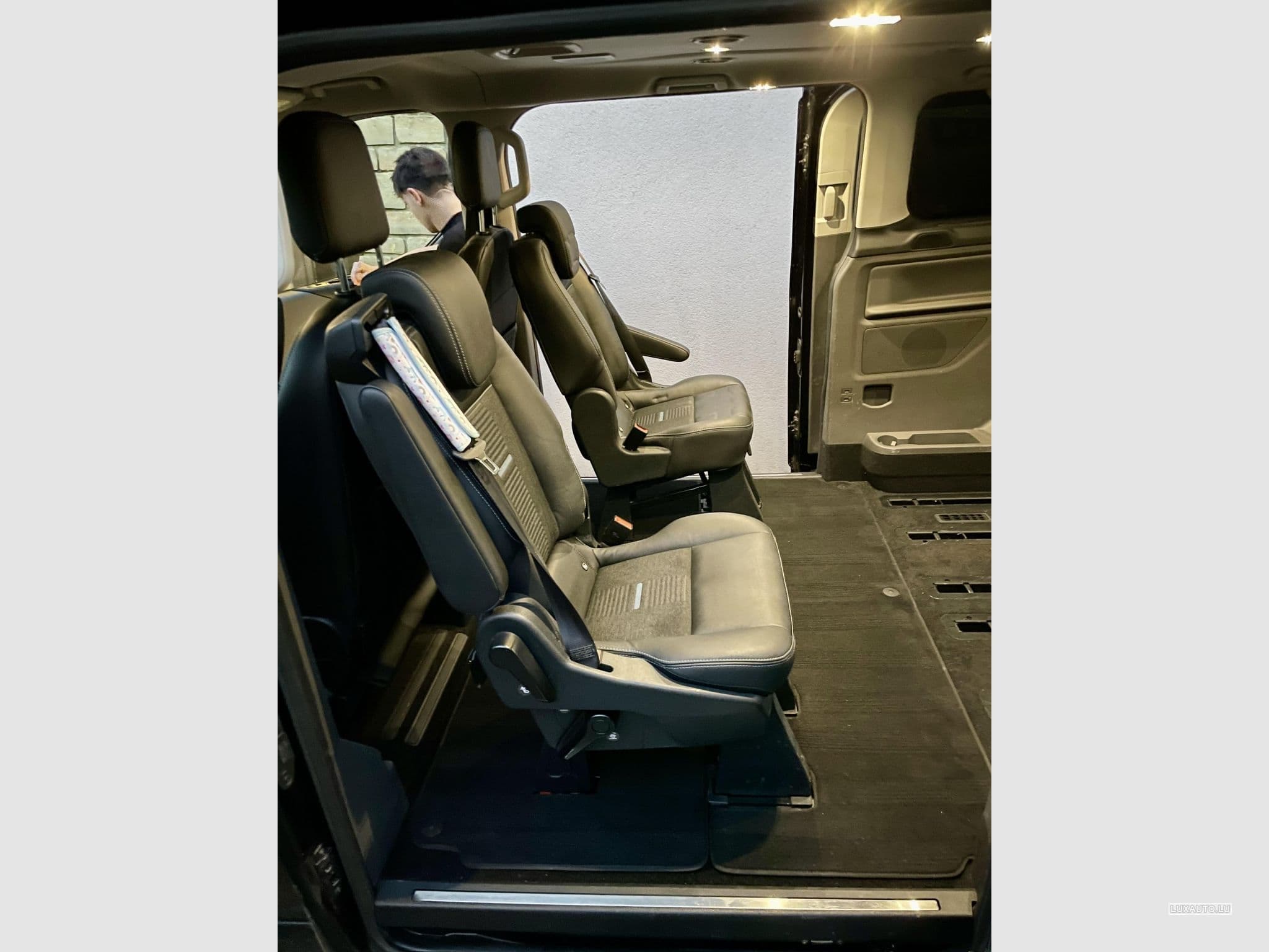 Ford Tourneo Custom (2021) - Foto 9