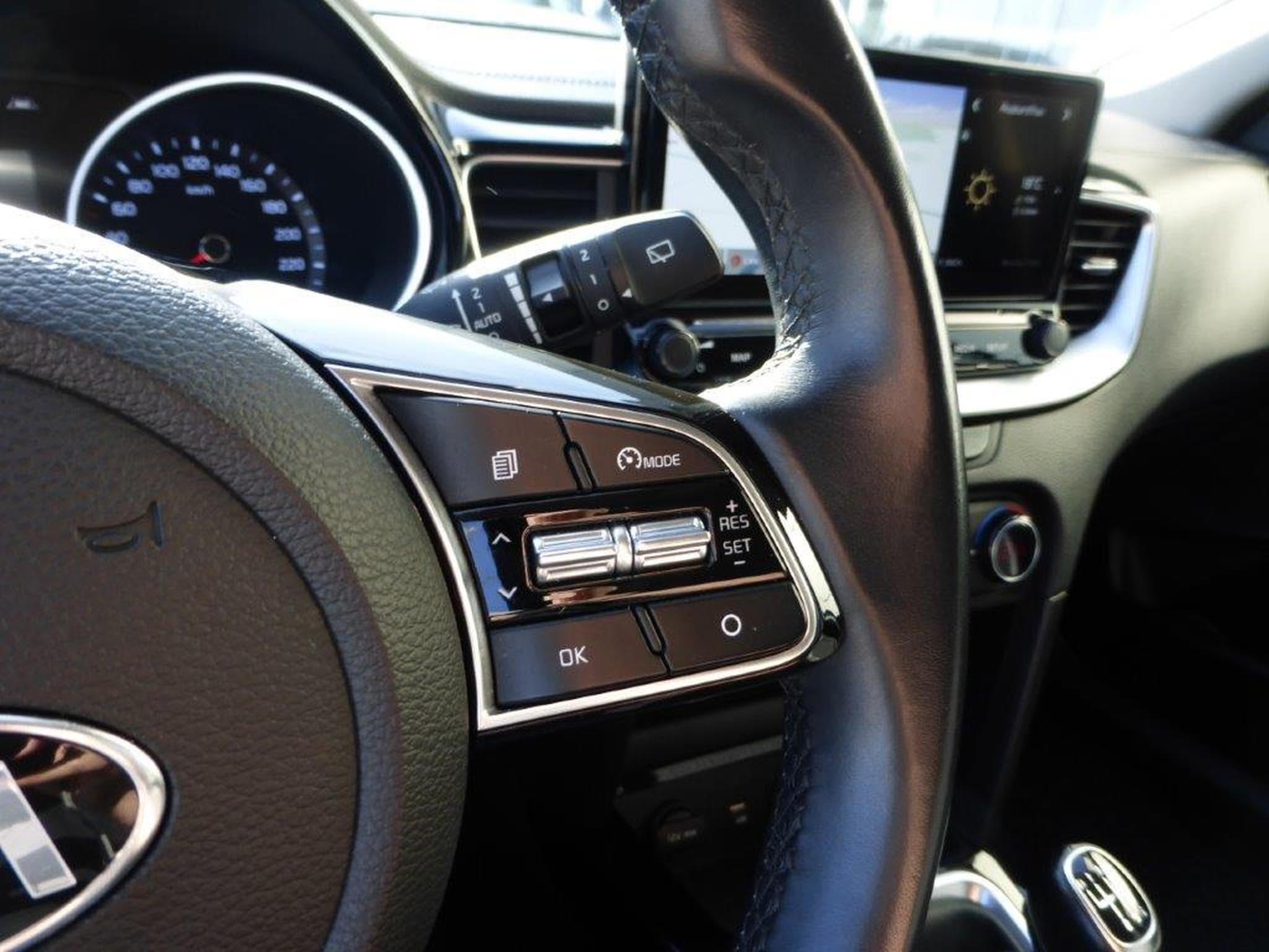 Kia Ceed 1.6 CRDI MORE (2021) - Photo 15