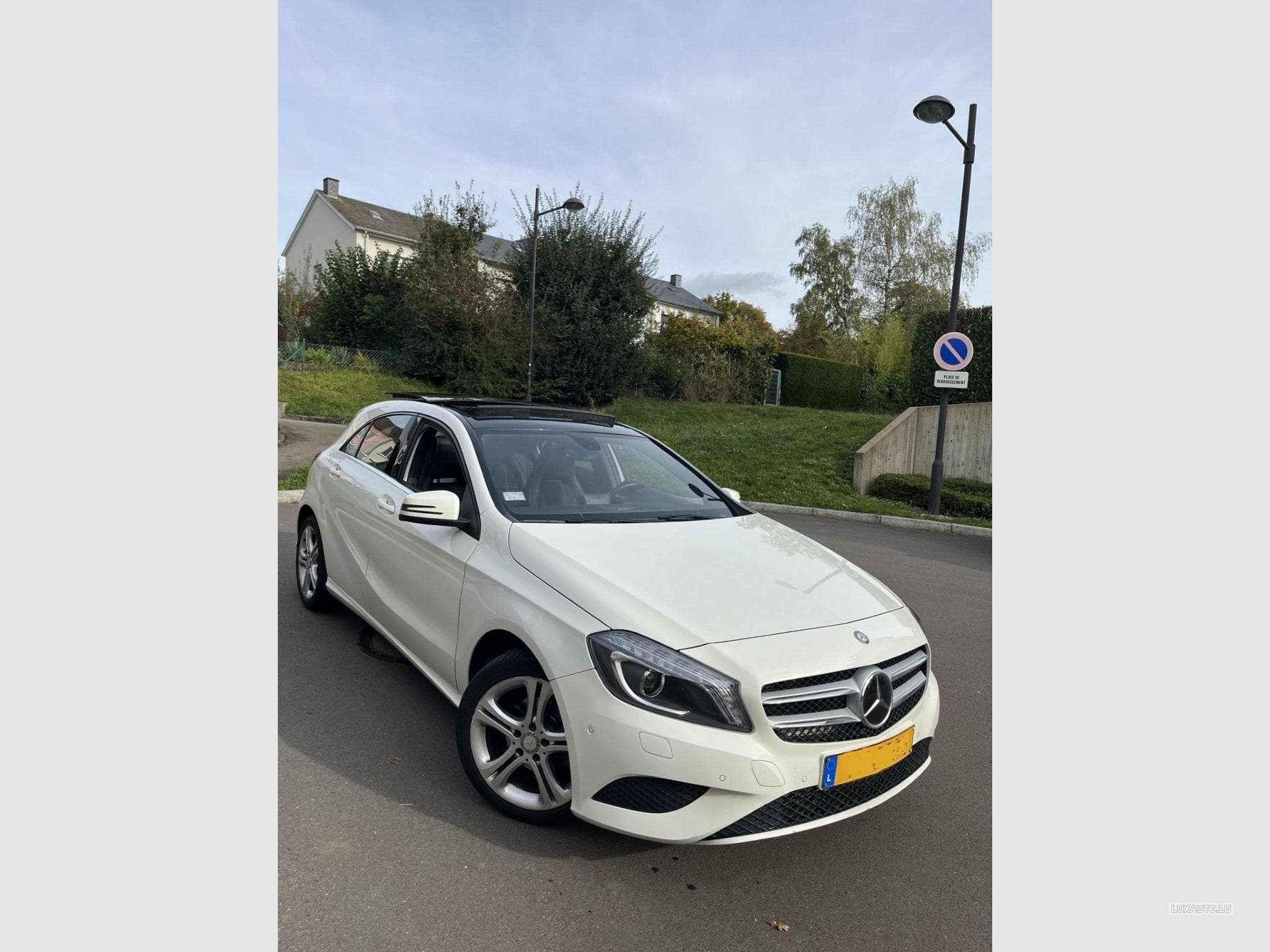 Mercedes A 180 (2015) - Photo 1