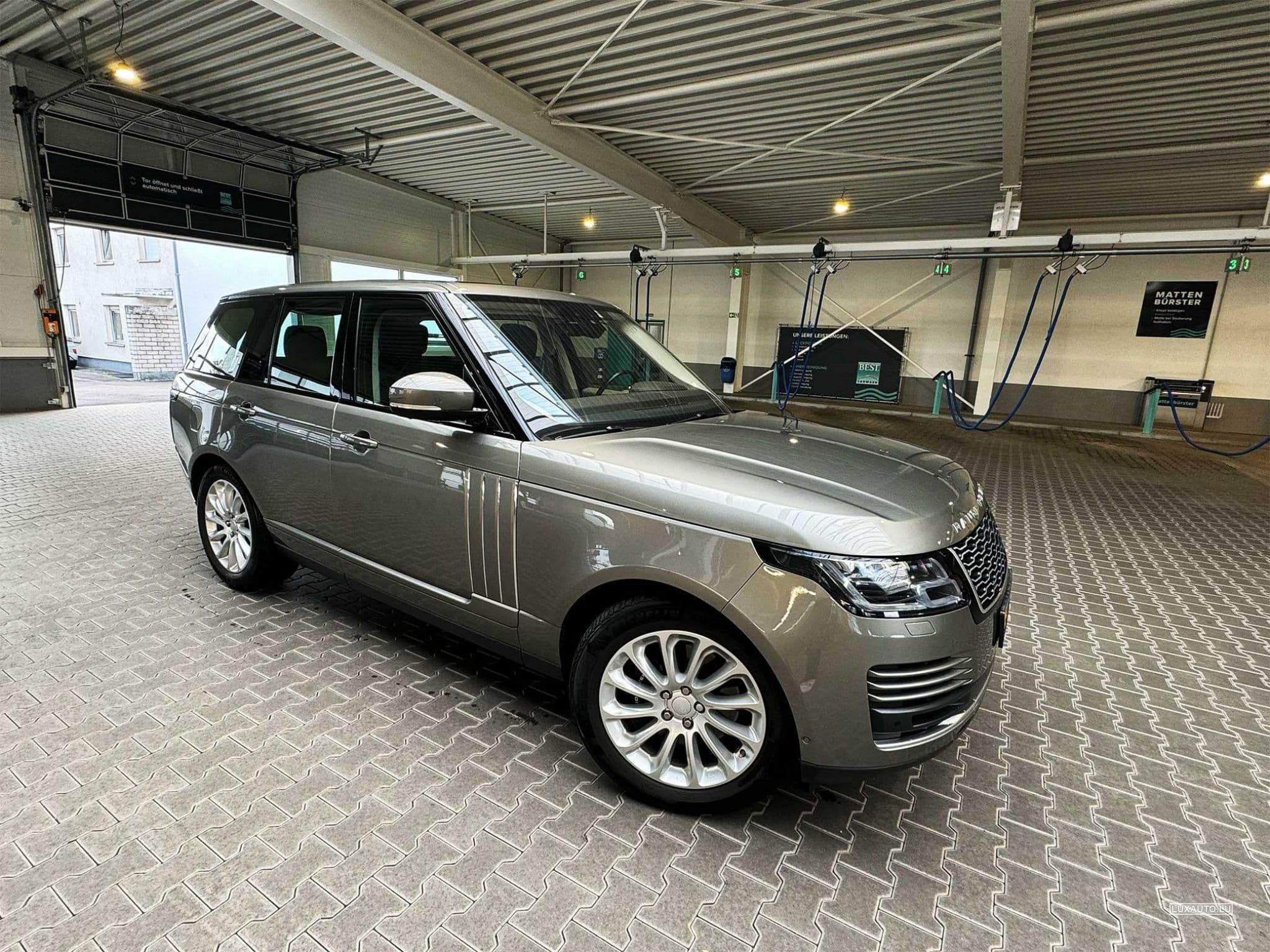 Land-Rover Range Rover P525 VOGUE/PANORAMA/AHK/TOP/*VOLL* (2020) - Foto 1