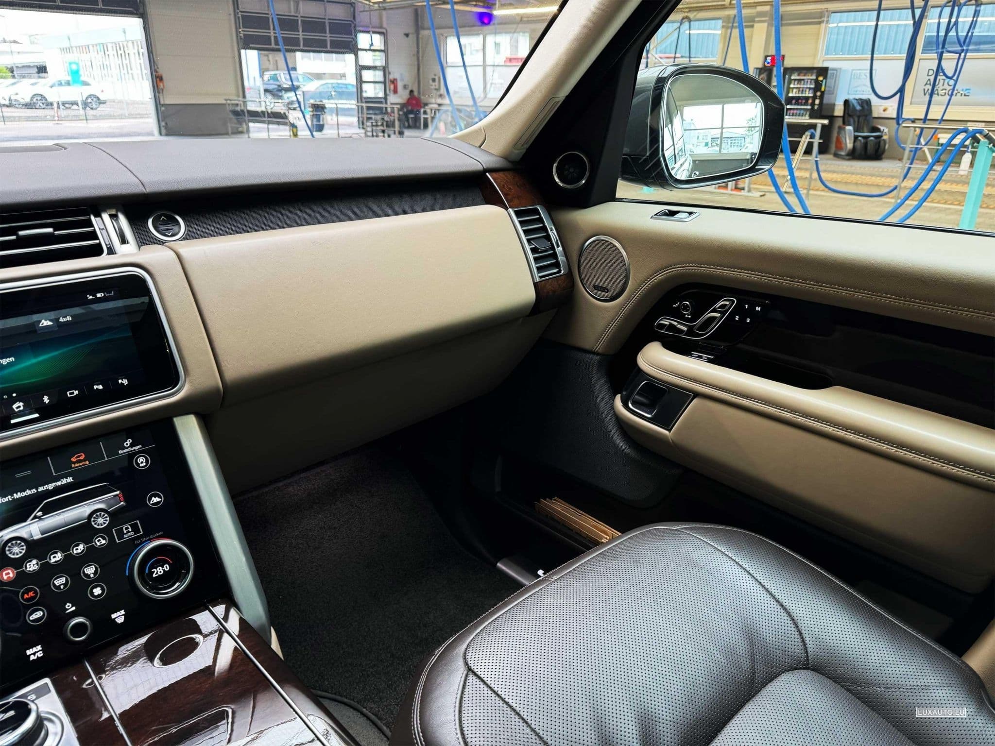 Land-Rover Range Rover P525 VOGUE/PANORAMA/AHK/TOP/*VOLL* (2020) - Foto 9