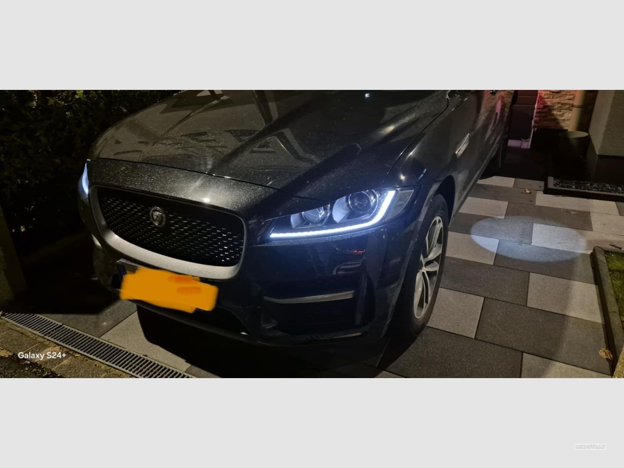 Jaguar F-Pace Sport (2020) - Photo 2