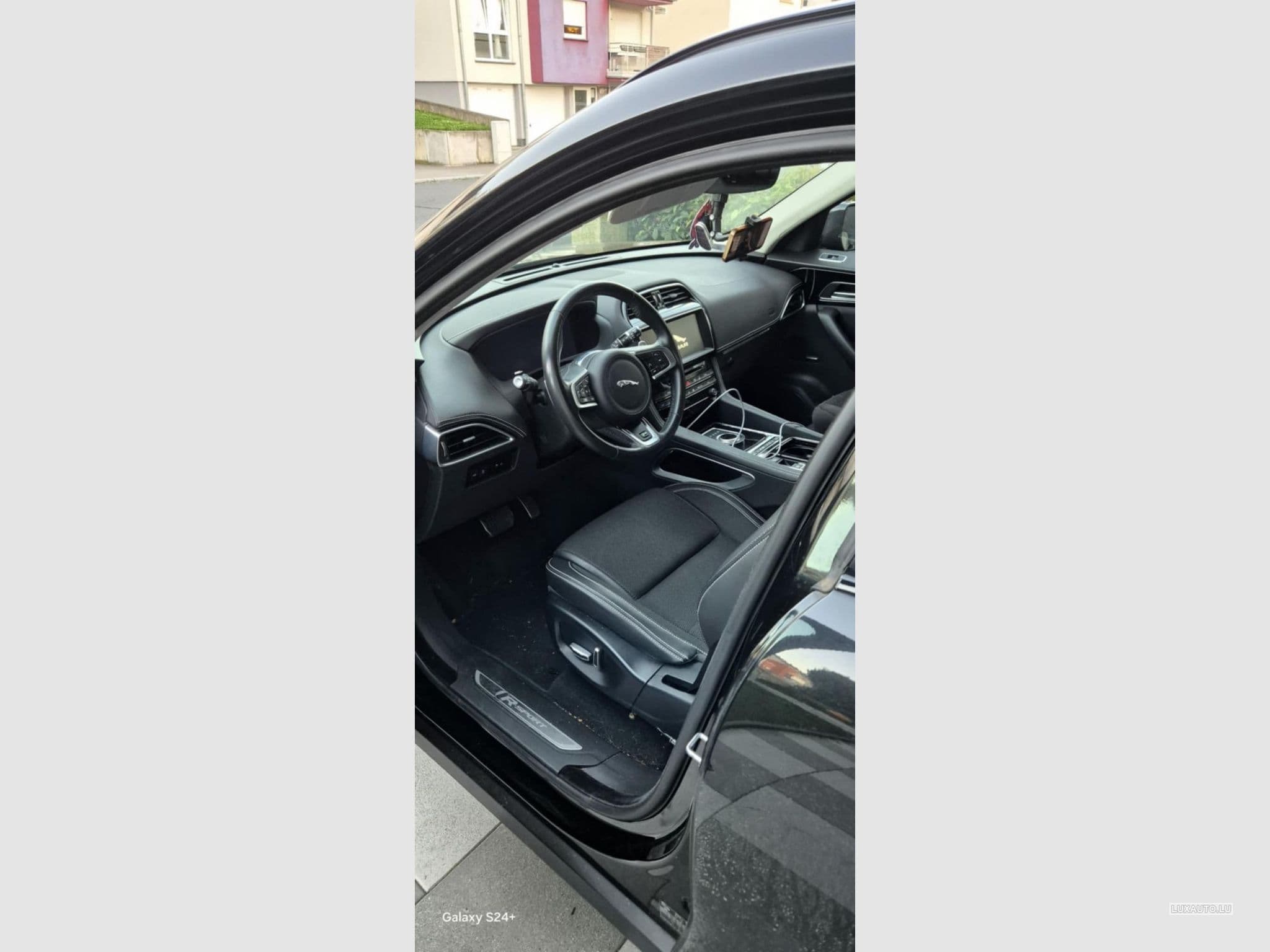 Jaguar F-Pace Sport (2020) - Photo 5