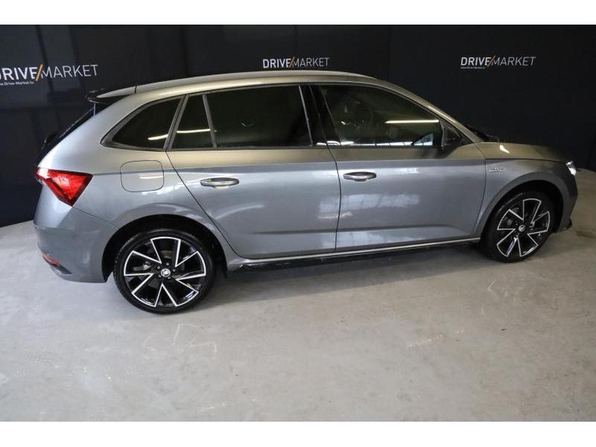 Skoda Scala Monte Carlo (2024) - Photo 9