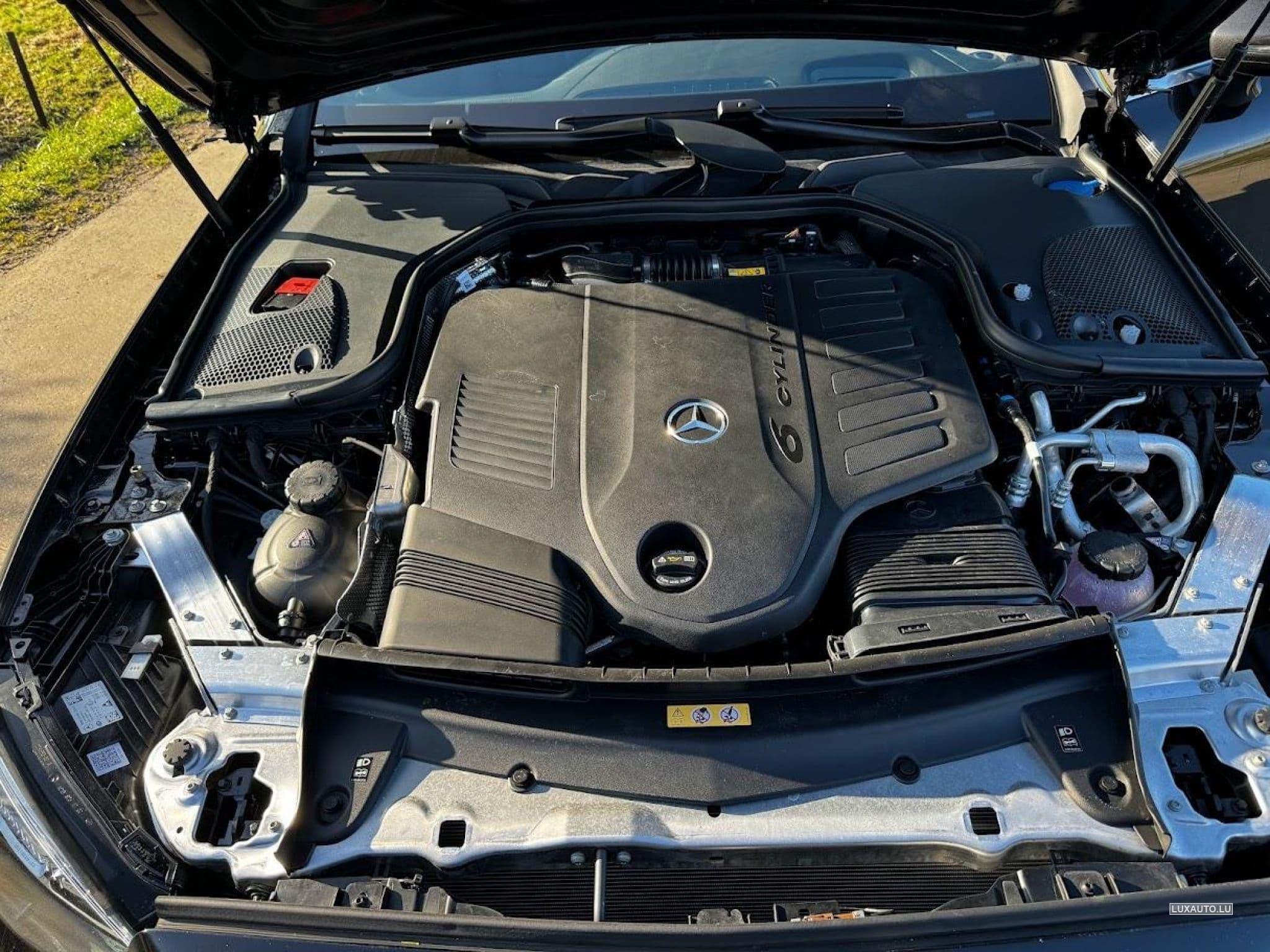 Mercedes E 450 AMG Line (2023) - Photo 6